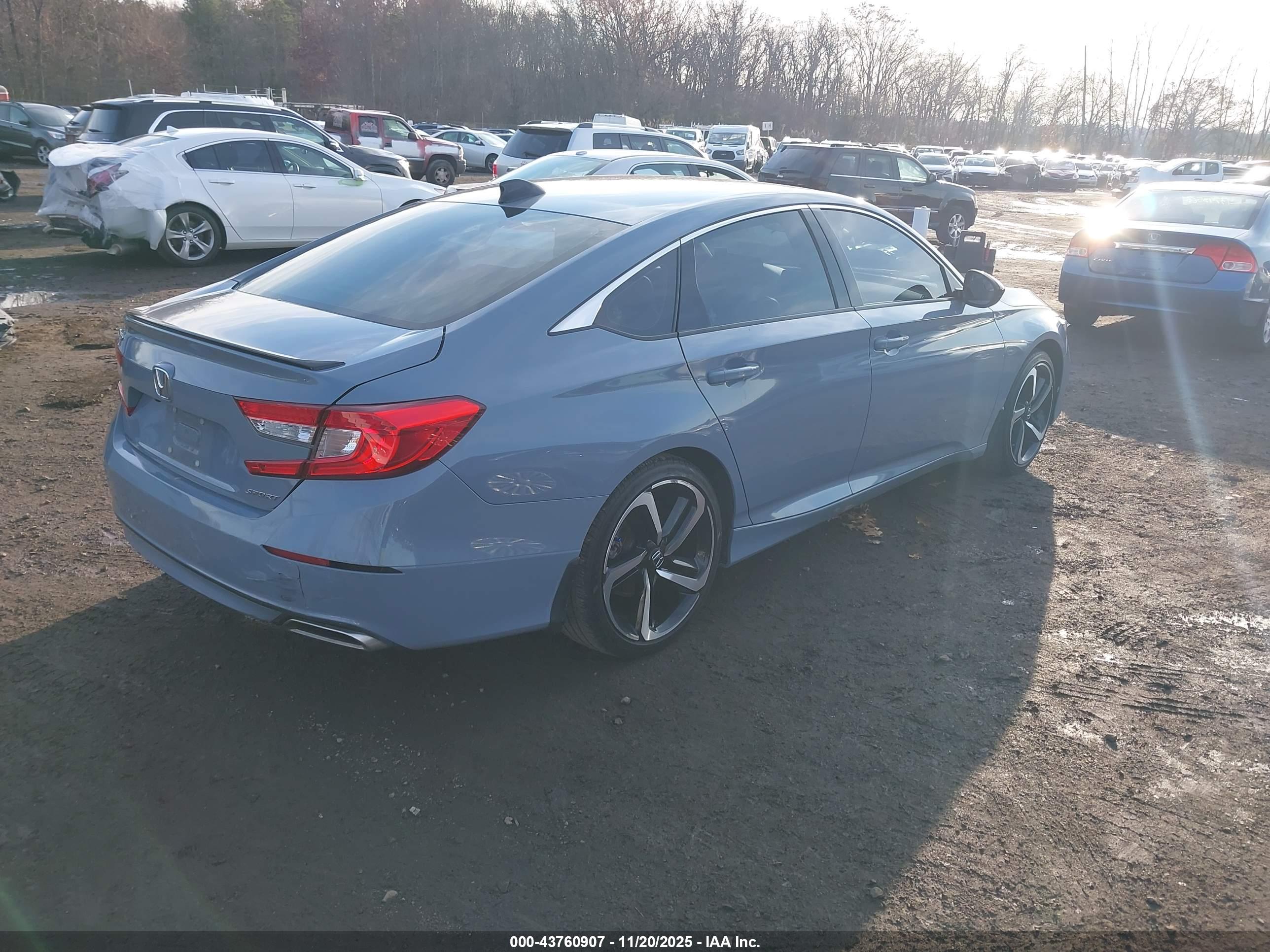 HONDA ACCORD image 4