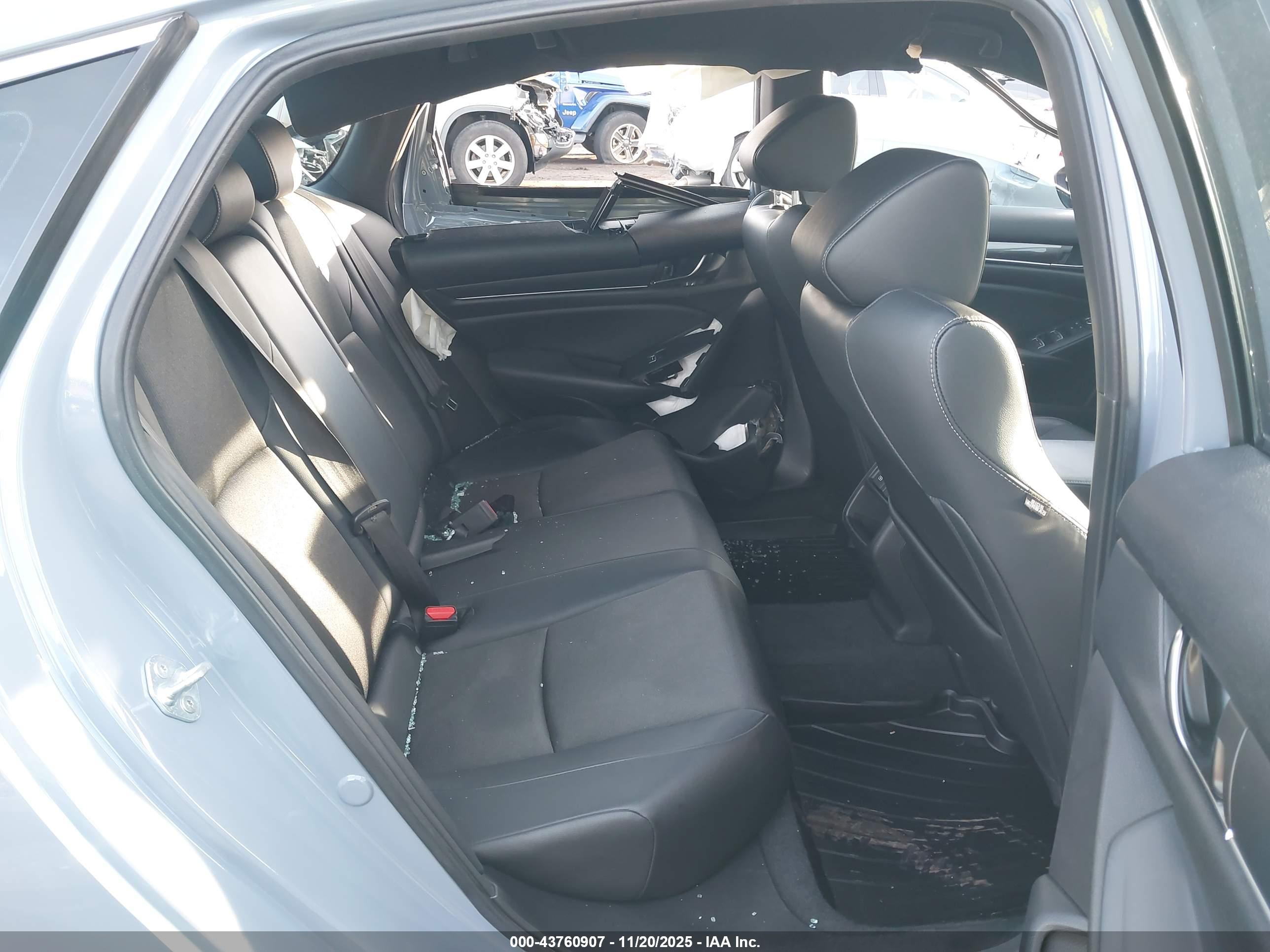 HONDA ACCORD image 8