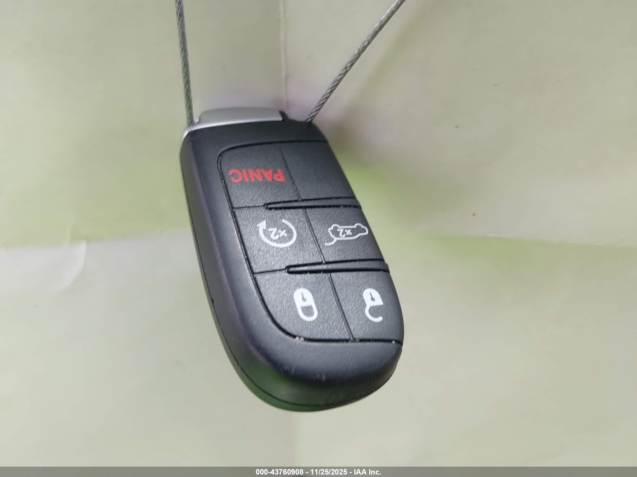 JEEP GRAND image 11