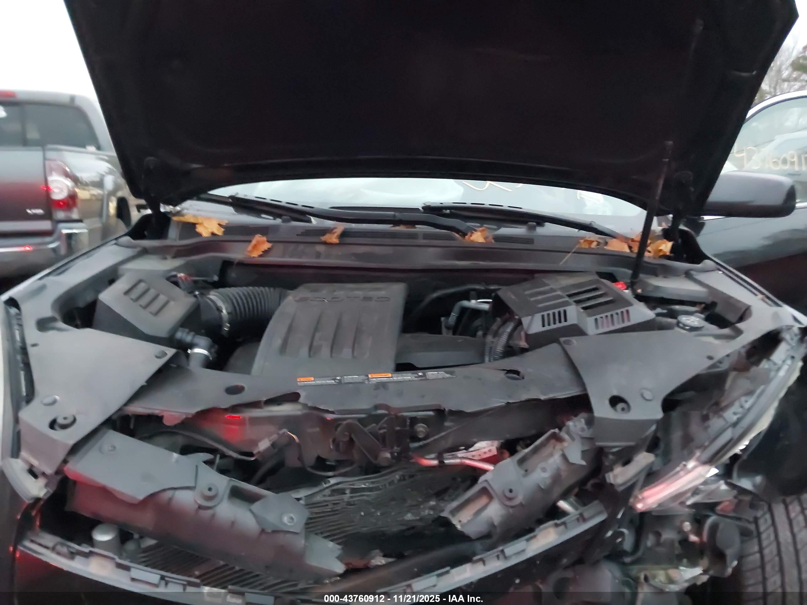 CHEVROLET EQUINOX image 10