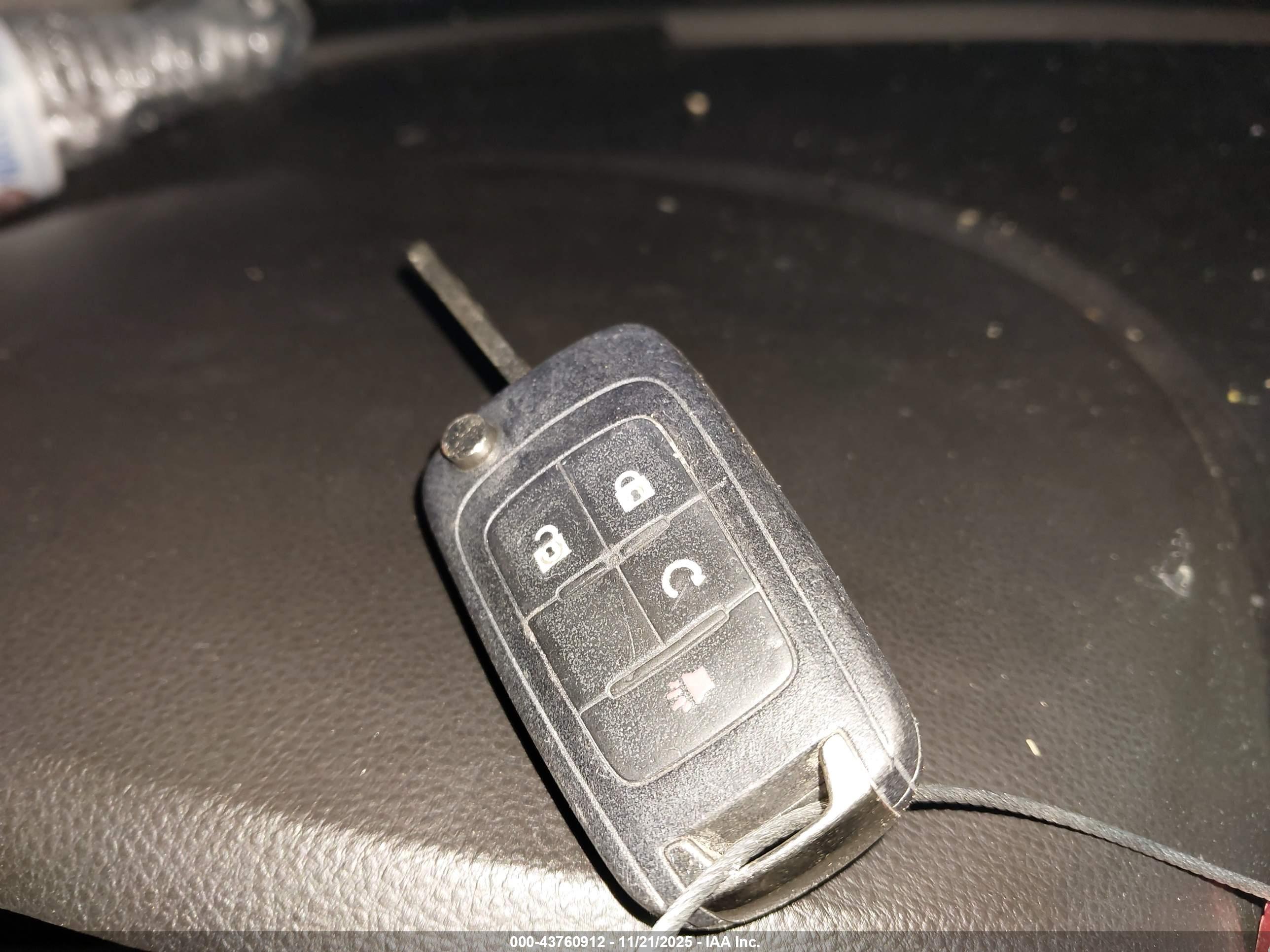 CHEVROLET EQUINOX image 11