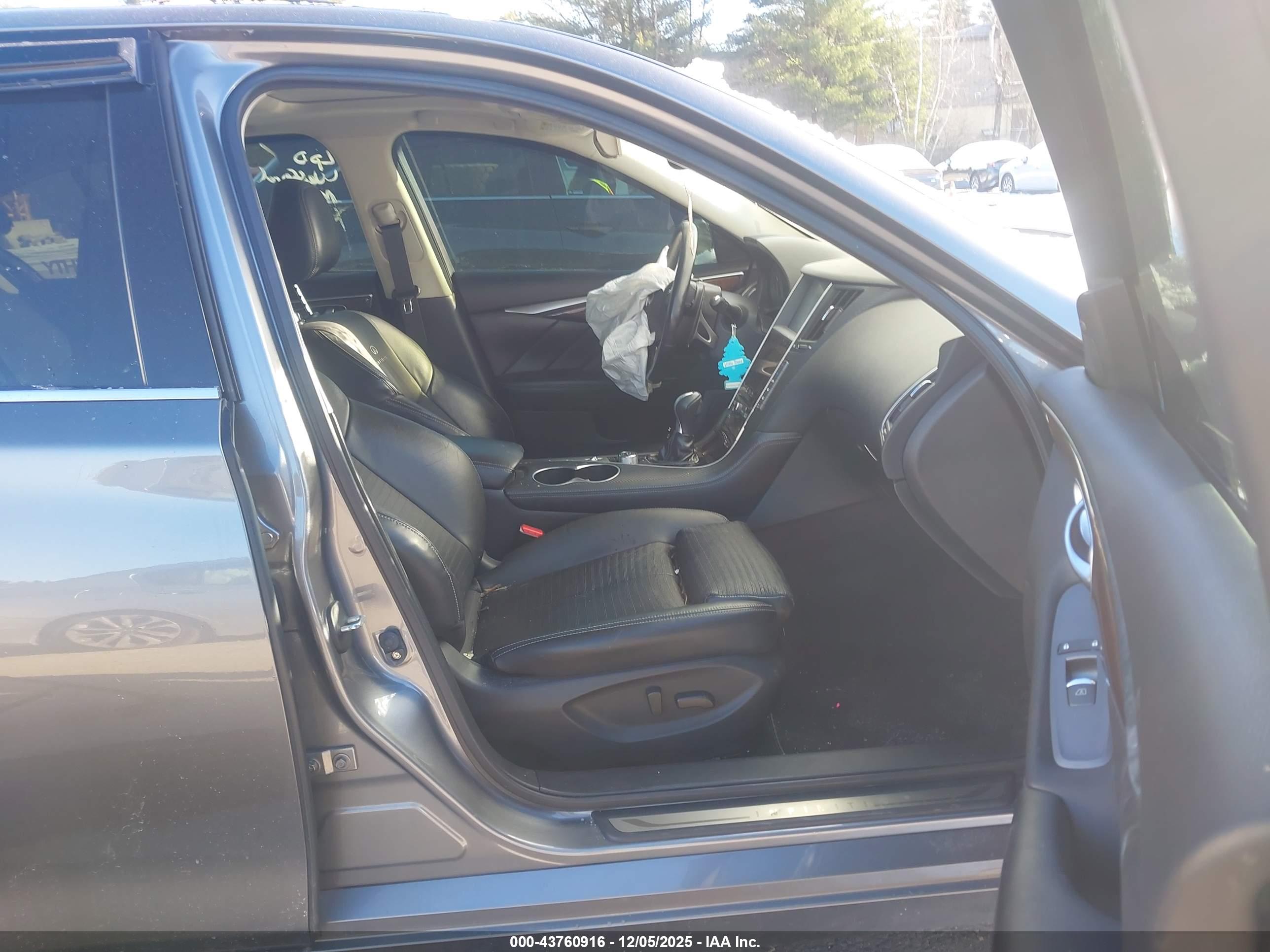 INFINITI Q50 image 5