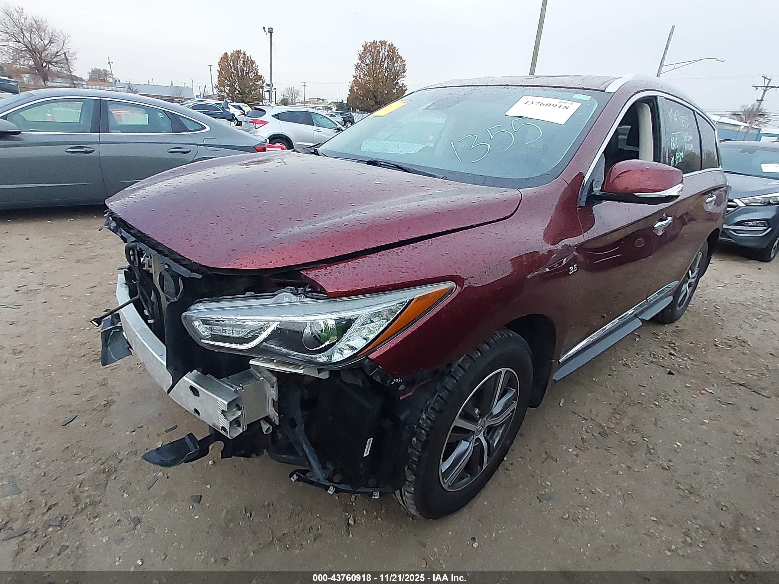 INFINITI QX60 image 2