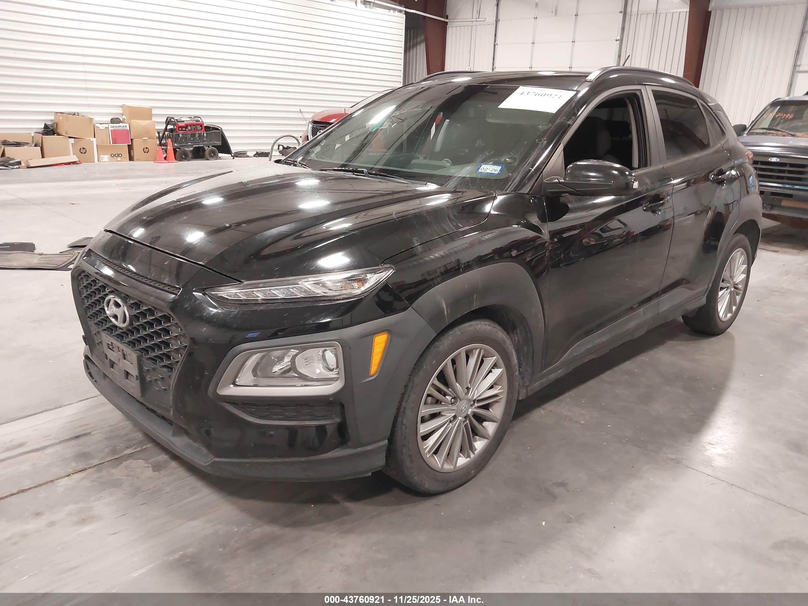 HYUNDAI KONA image 2