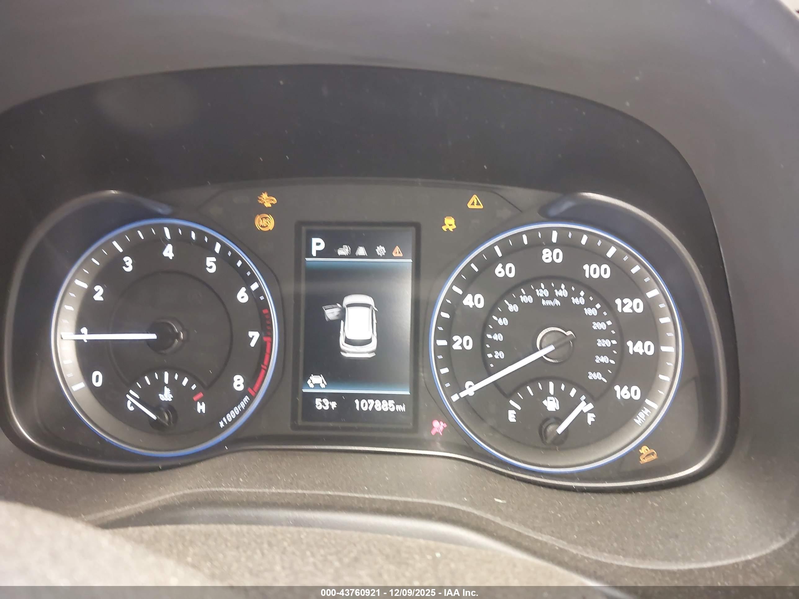 HYUNDAI KONA image 7