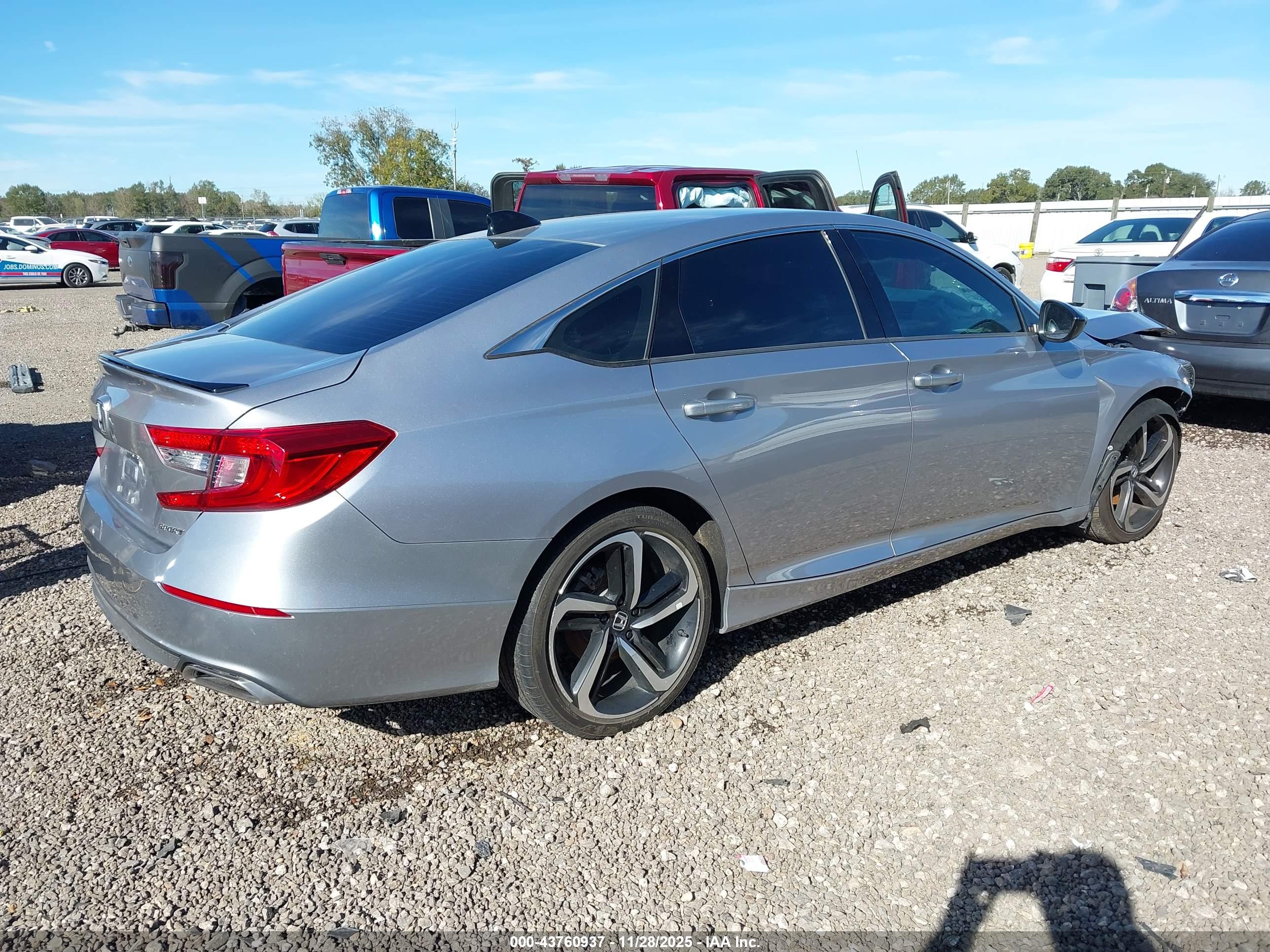 HONDA ACCORD image 4