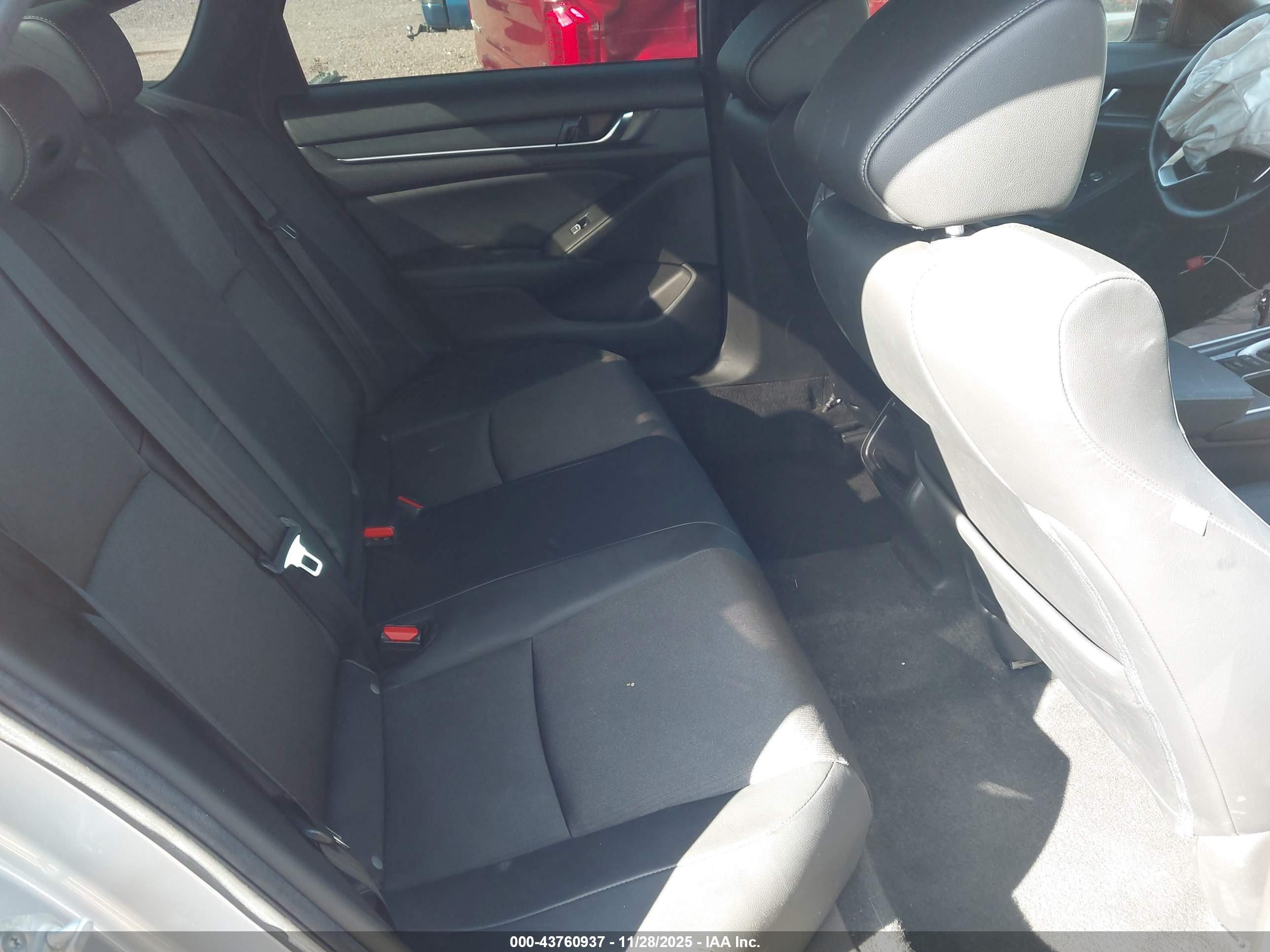 HONDA ACCORD image 8
