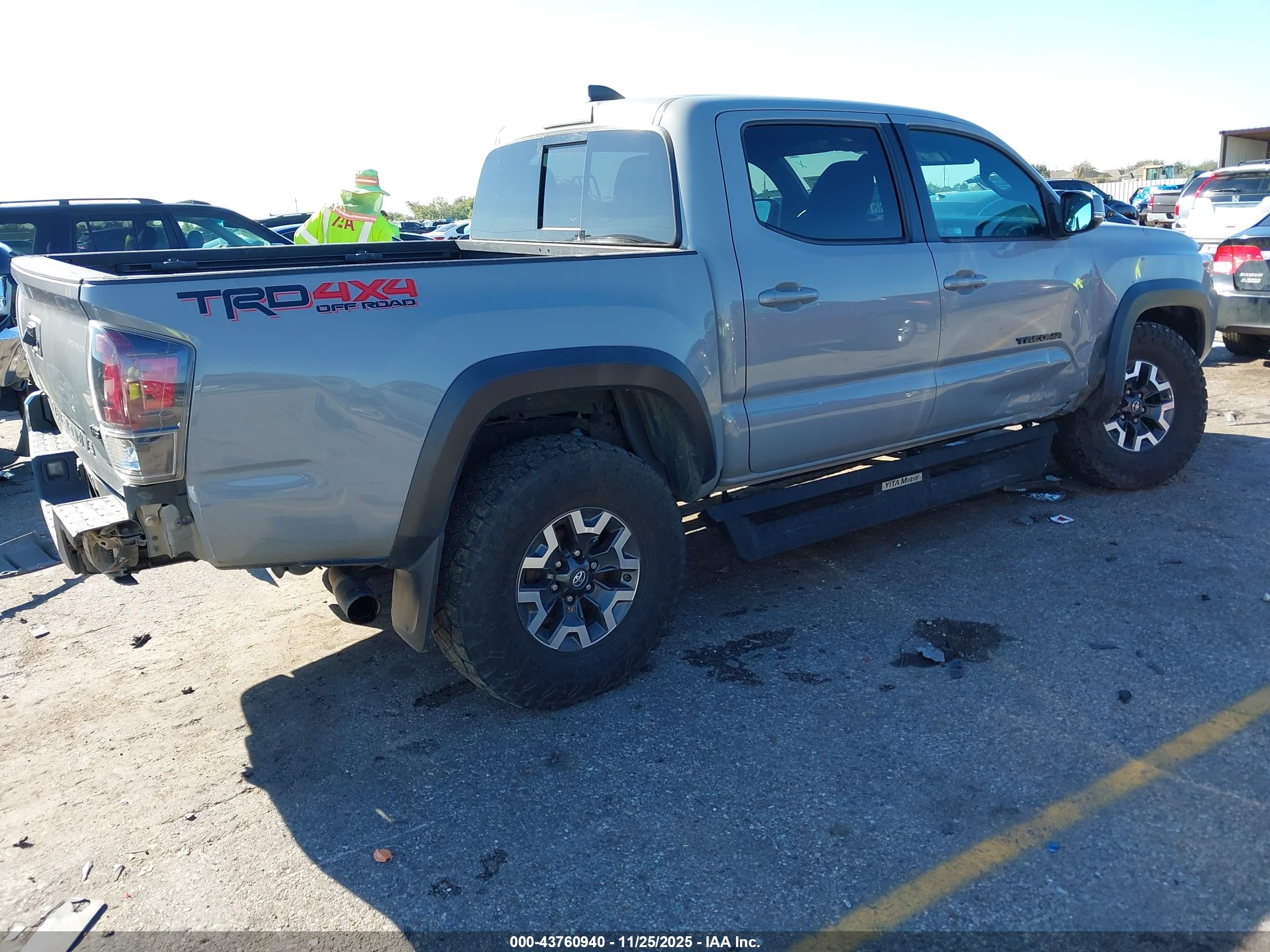 TOYOTA TACOMA image 4
