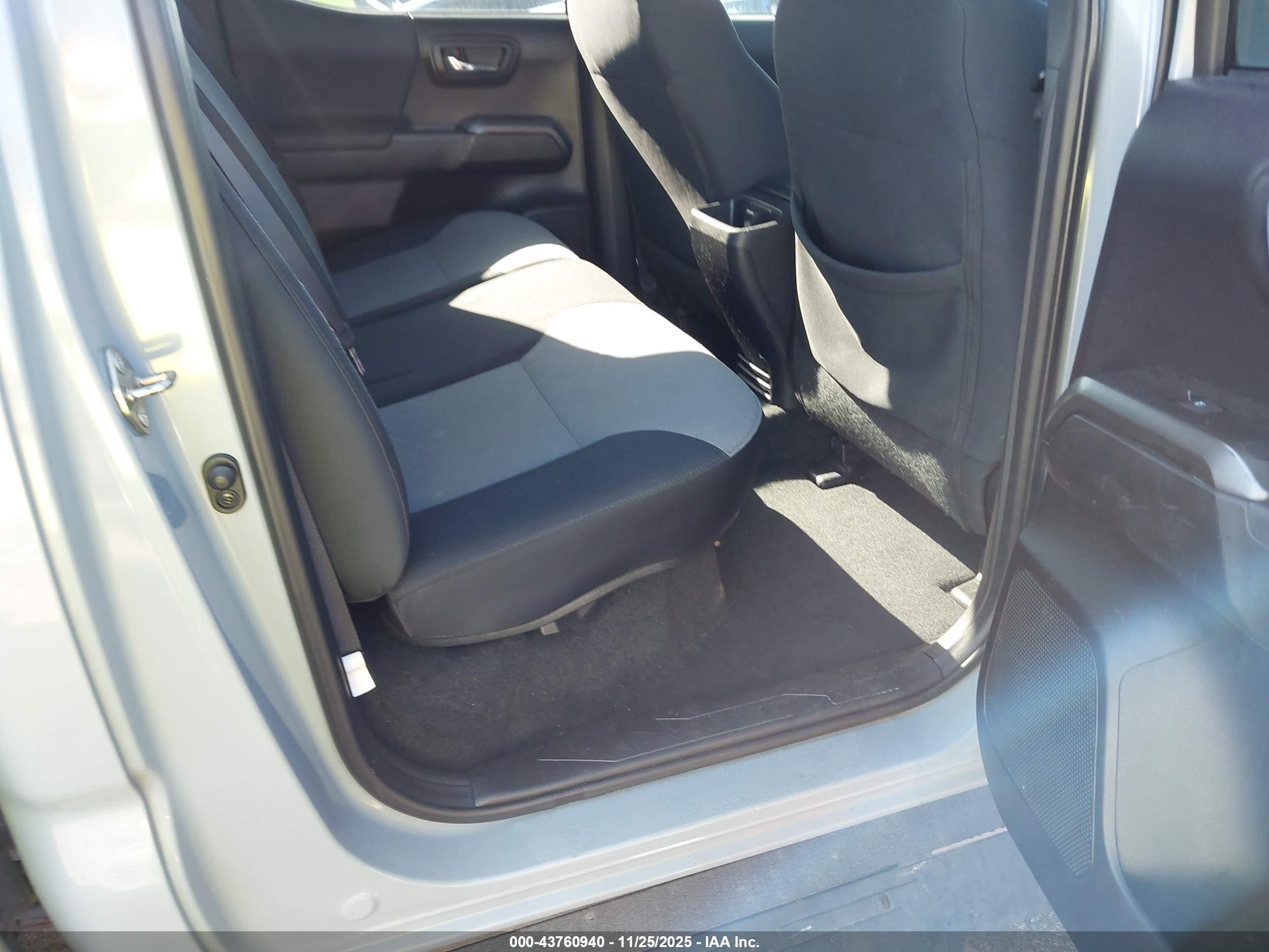 TOYOTA TACOMA image 8