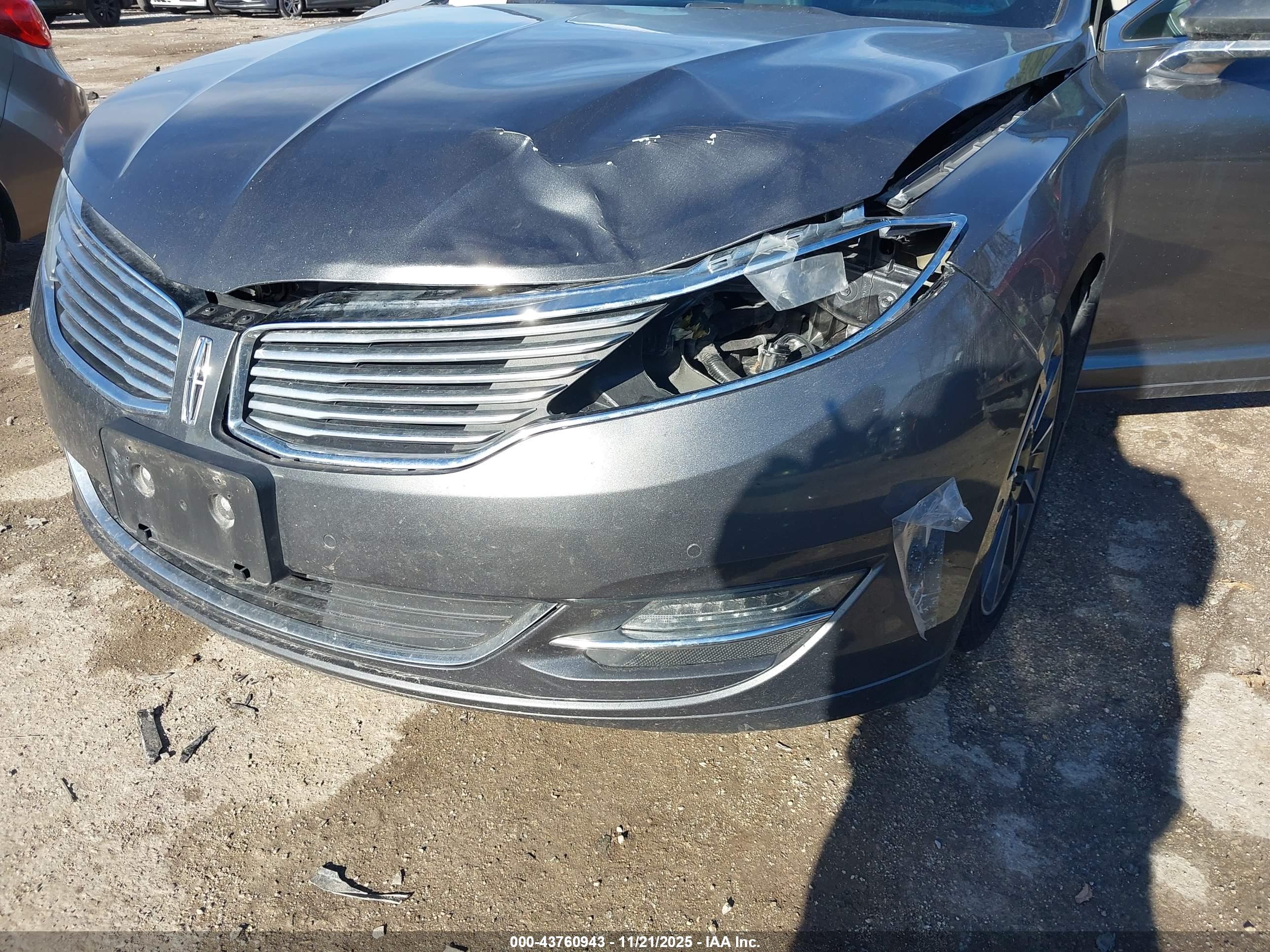 LINCOLN MKZ image 6