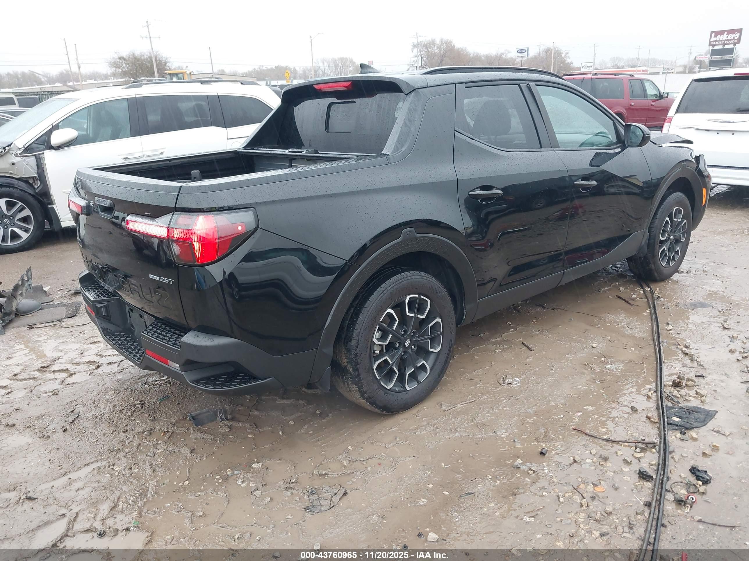 HYUNDAI SANTA image 4