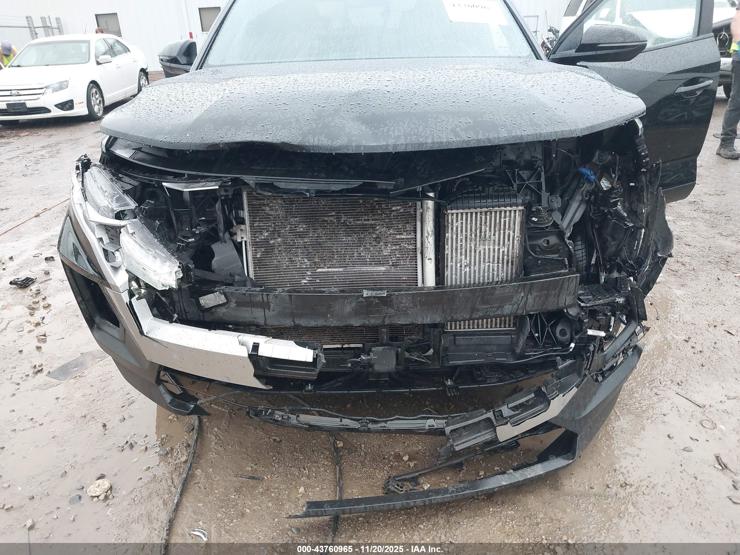 HYUNDAI SANTA image 6