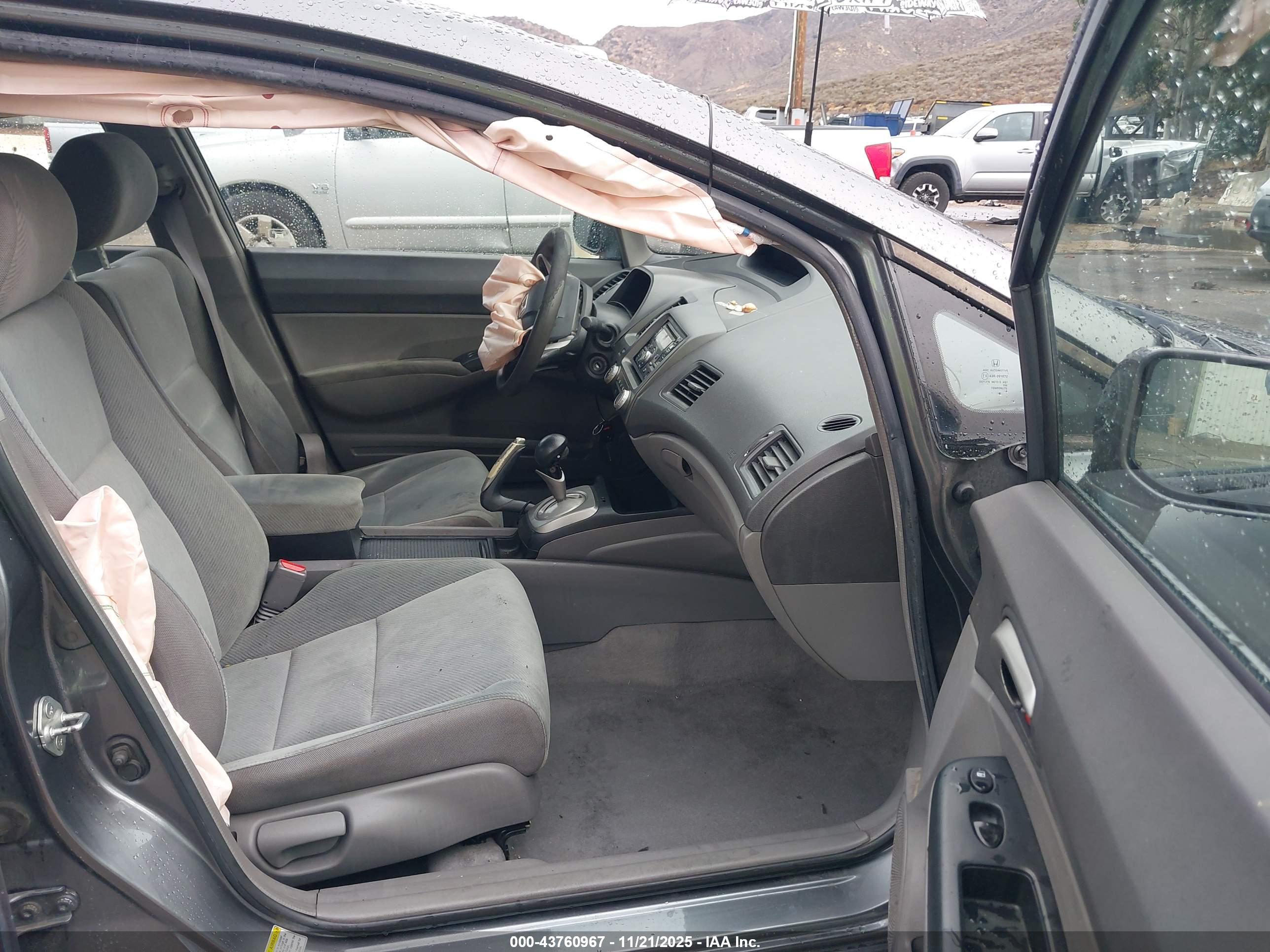 HONDA CIVIC image 5
