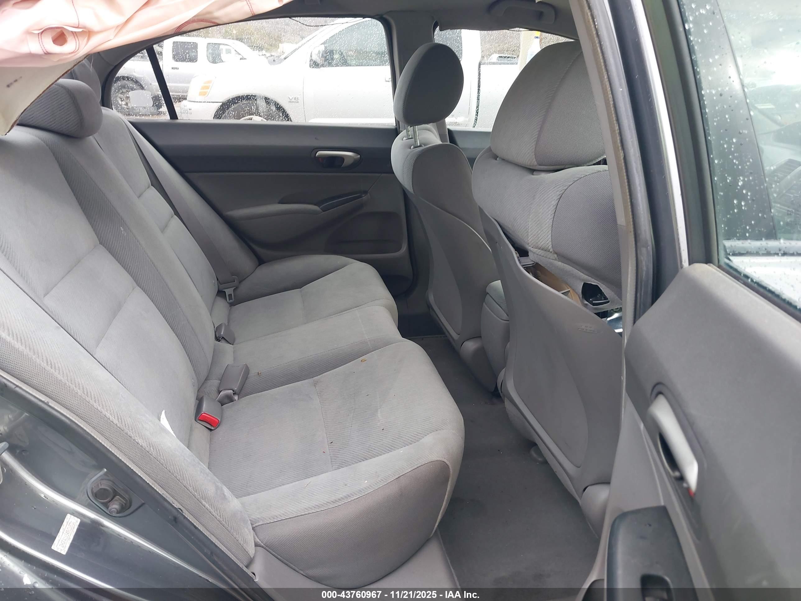 HONDA CIVIC image 8