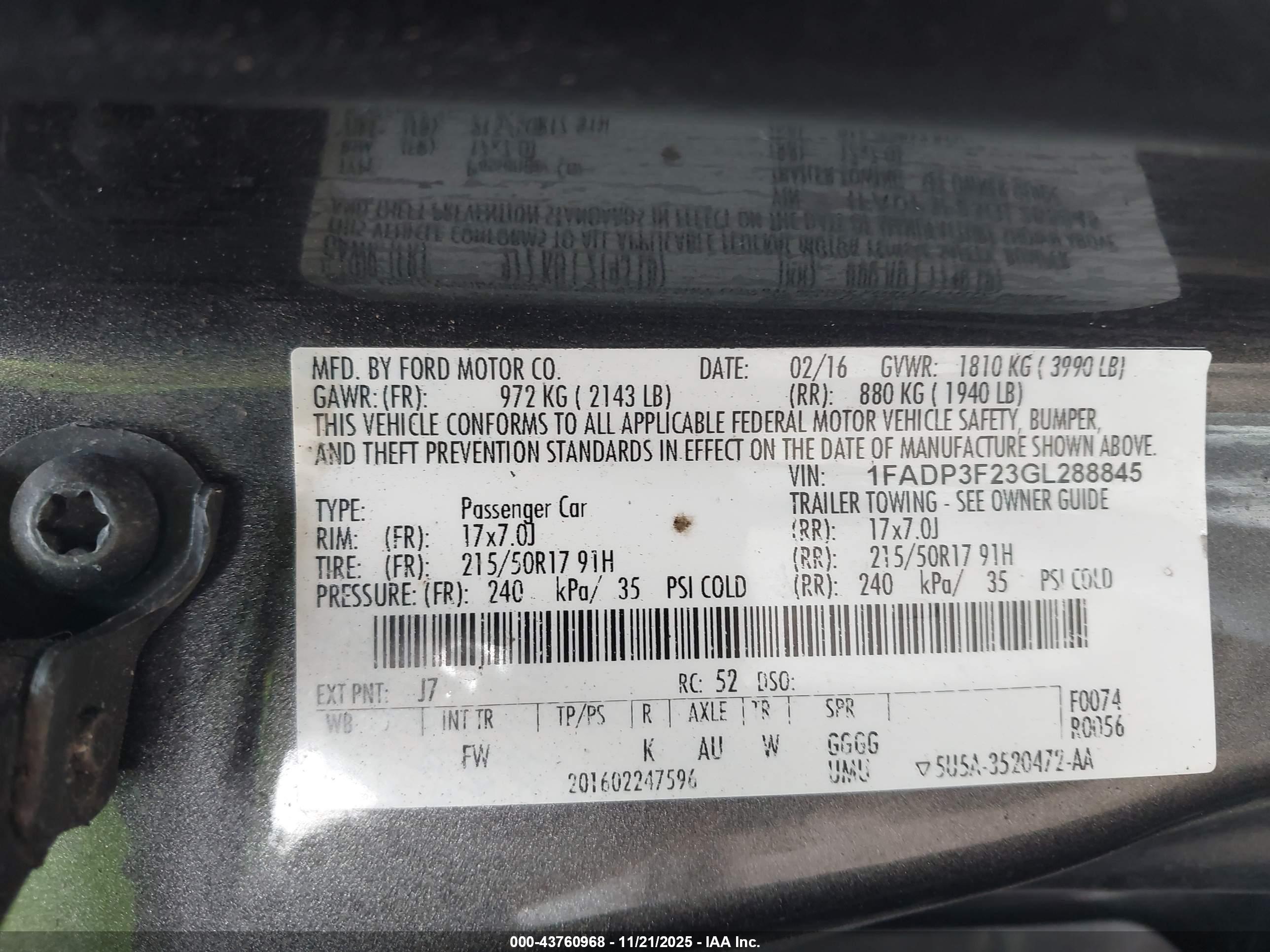 FORD FOCUS image 9