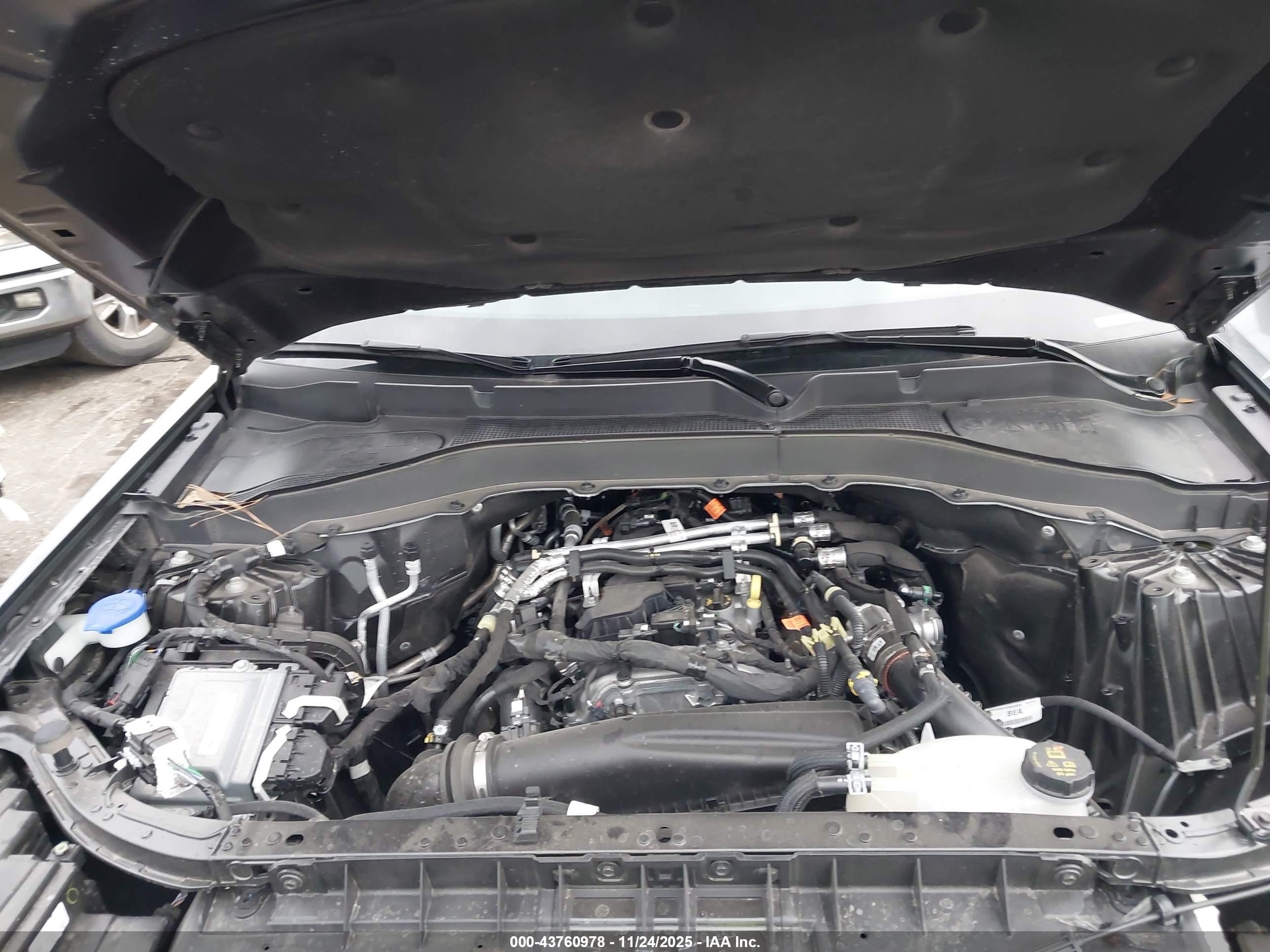 FORD EXPLORER image 10