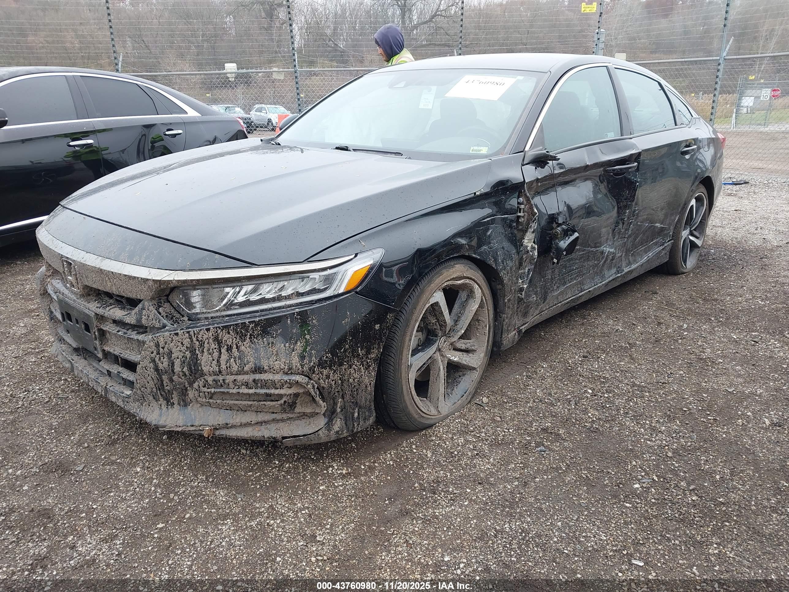 HONDA ACCORD image 2