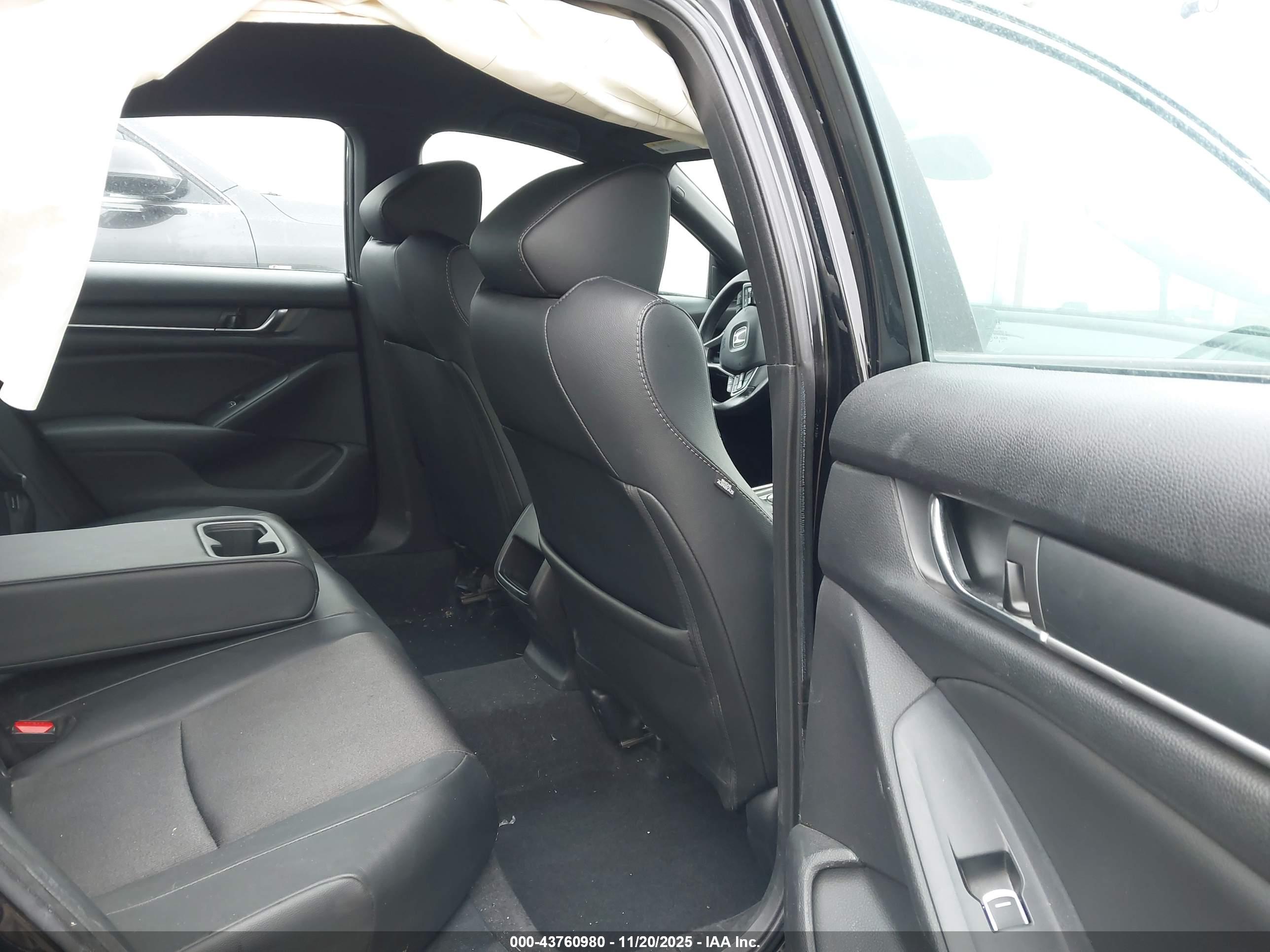 HONDA ACCORD image 8