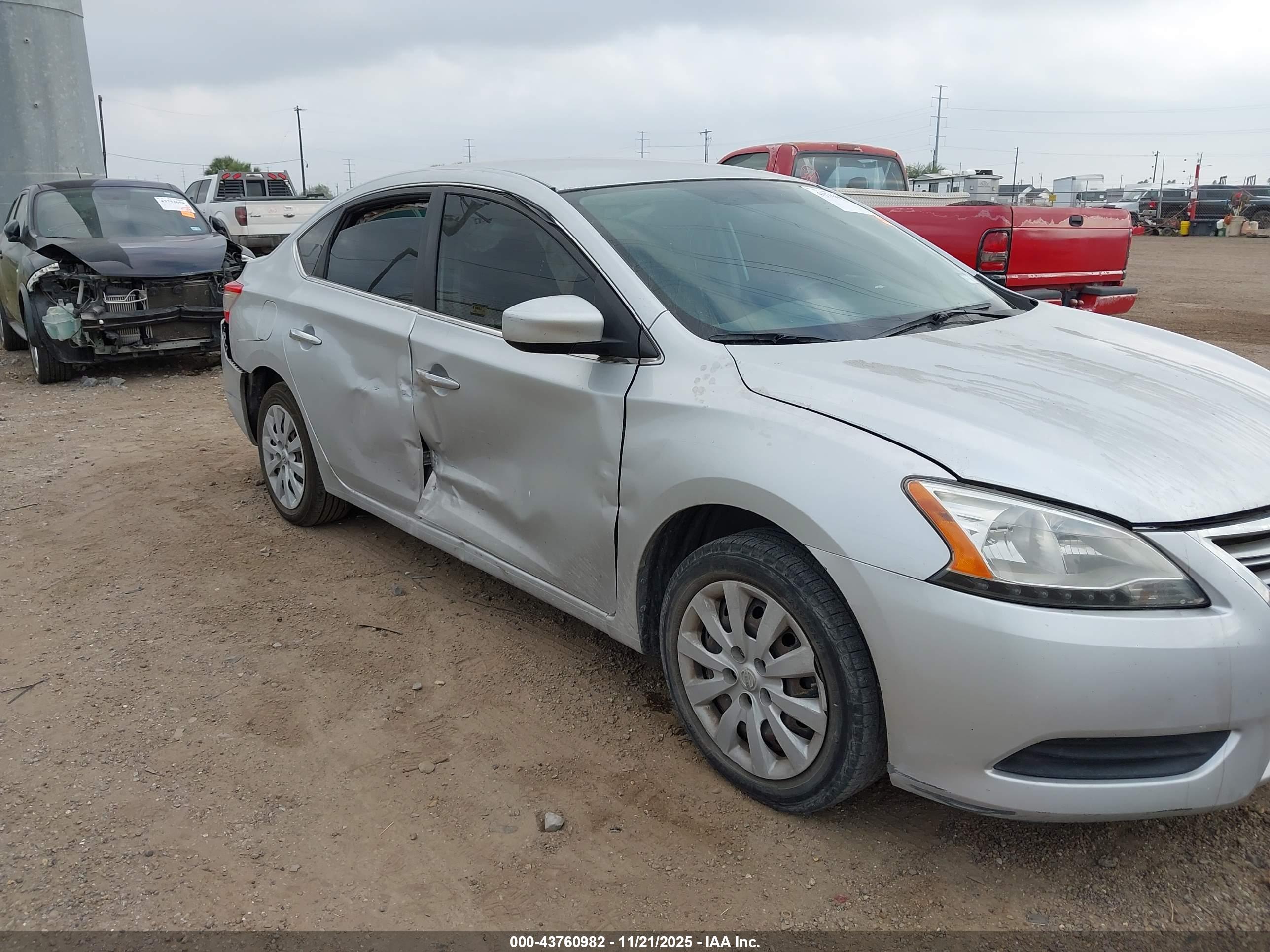NISSAN SENTRA image 6