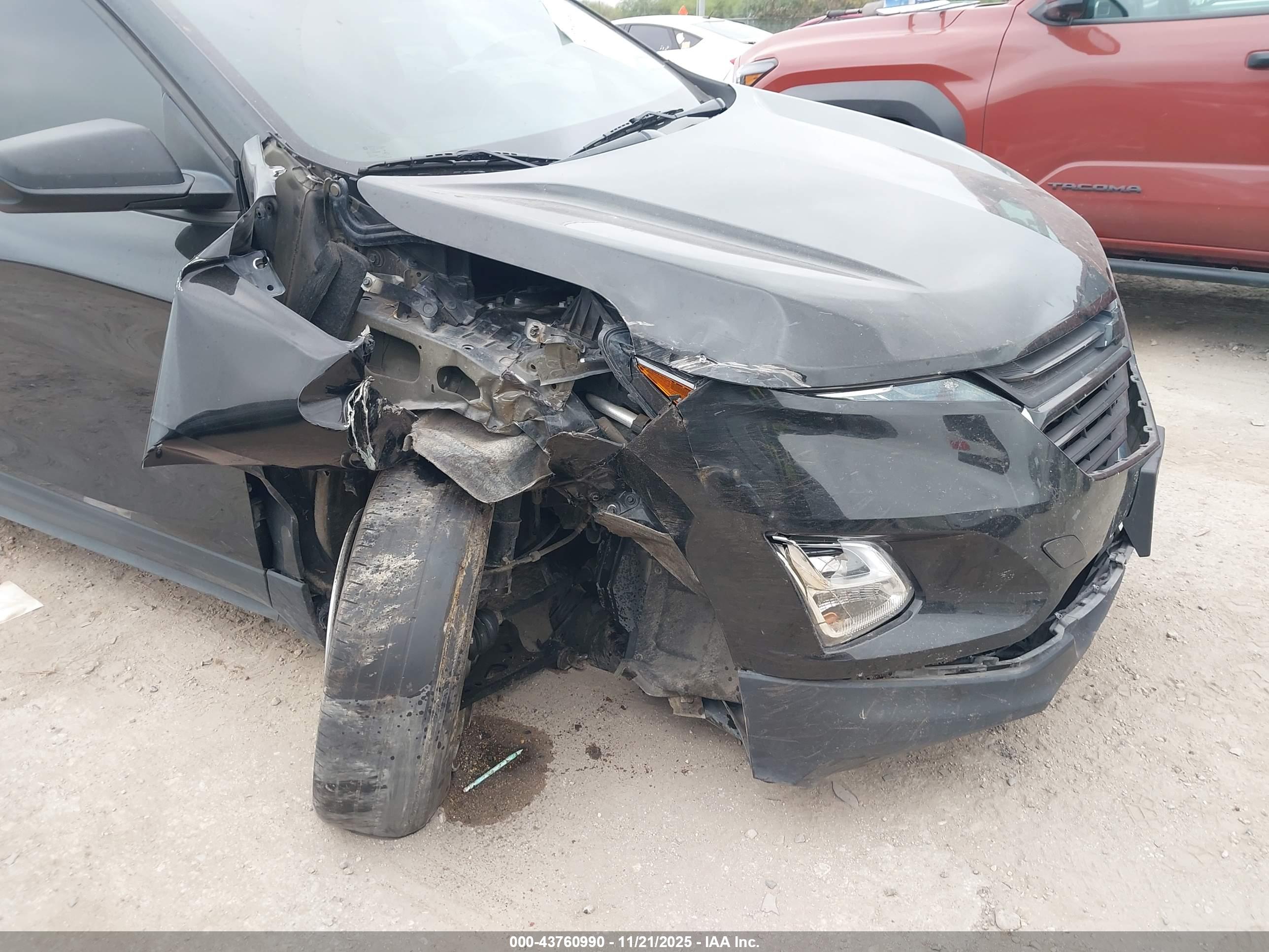CHEVROLET EQUINOX image 6