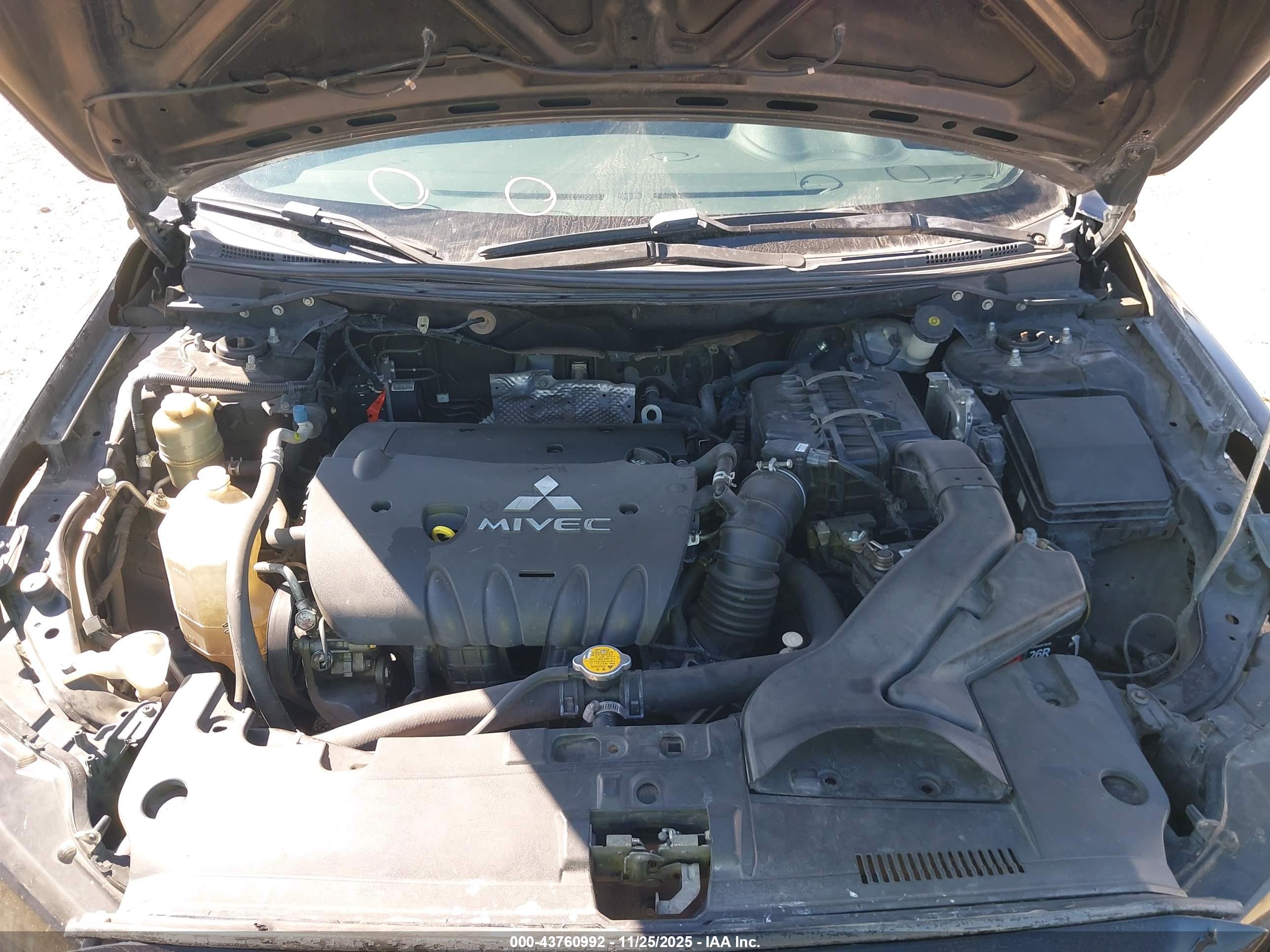 MITSUBISHI LANCER image 10