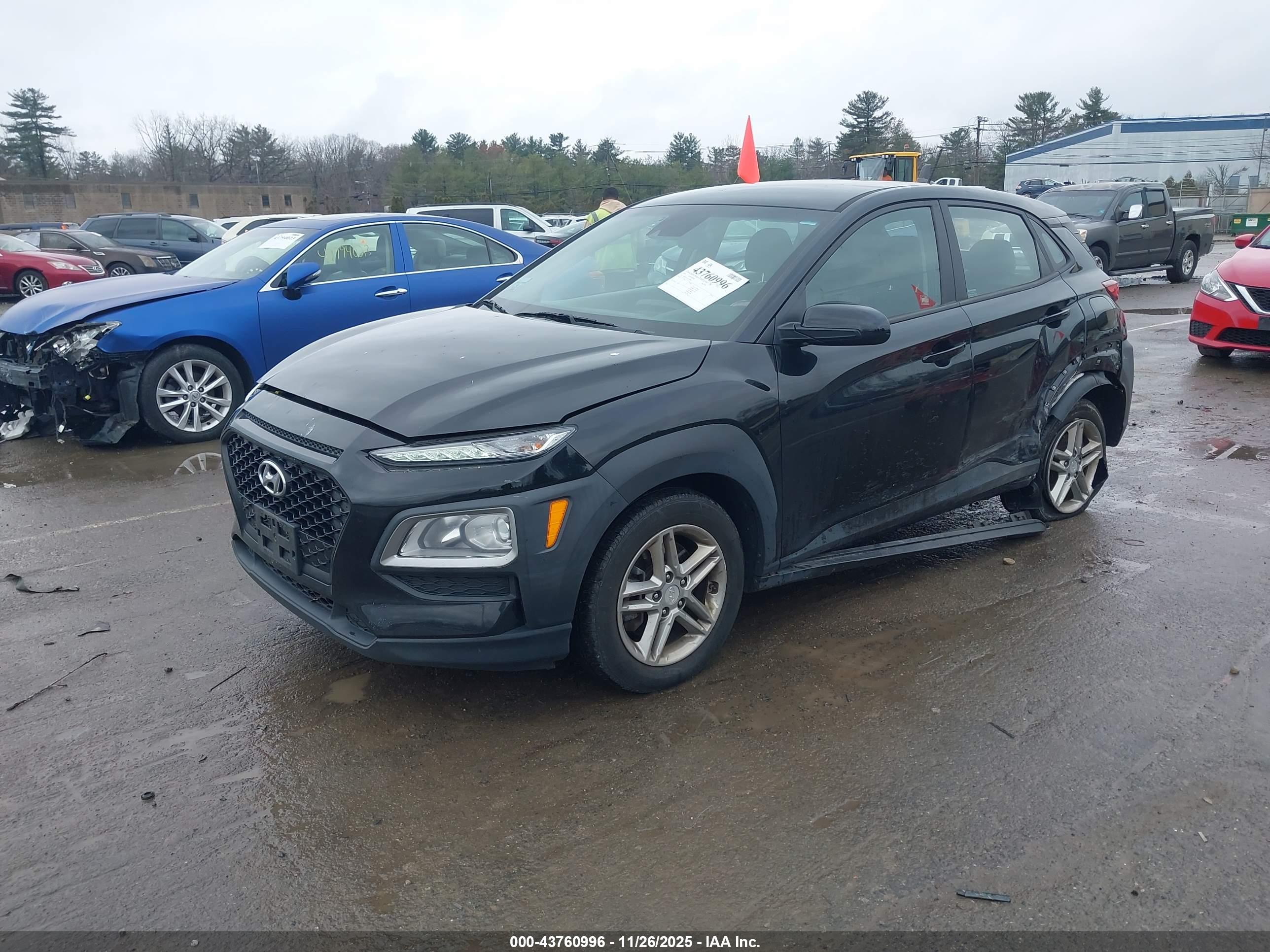 HYUNDAI KONA image 2
