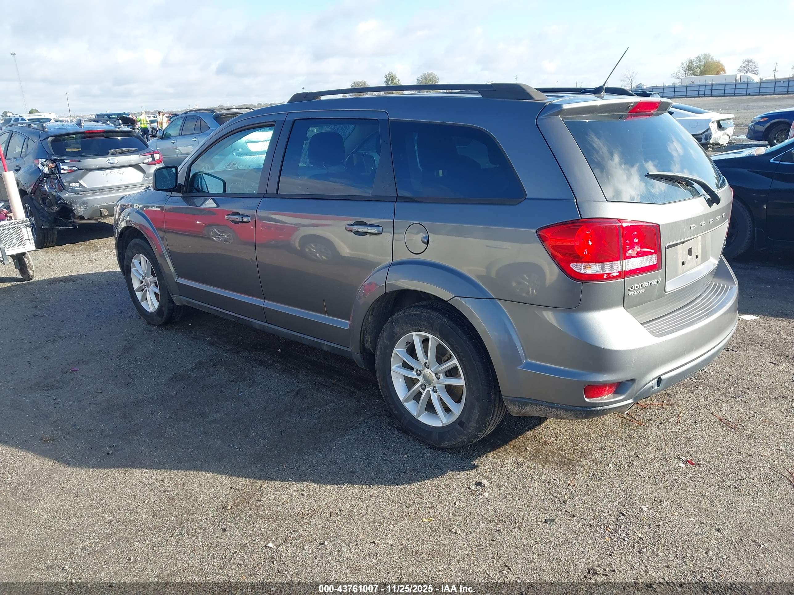 DODGE JOURNEY image 3