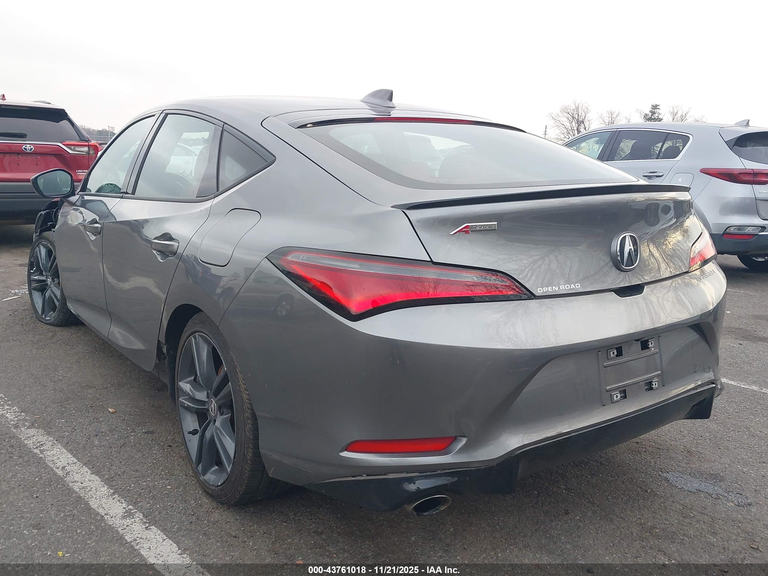 ACURA INTEGRA image 3