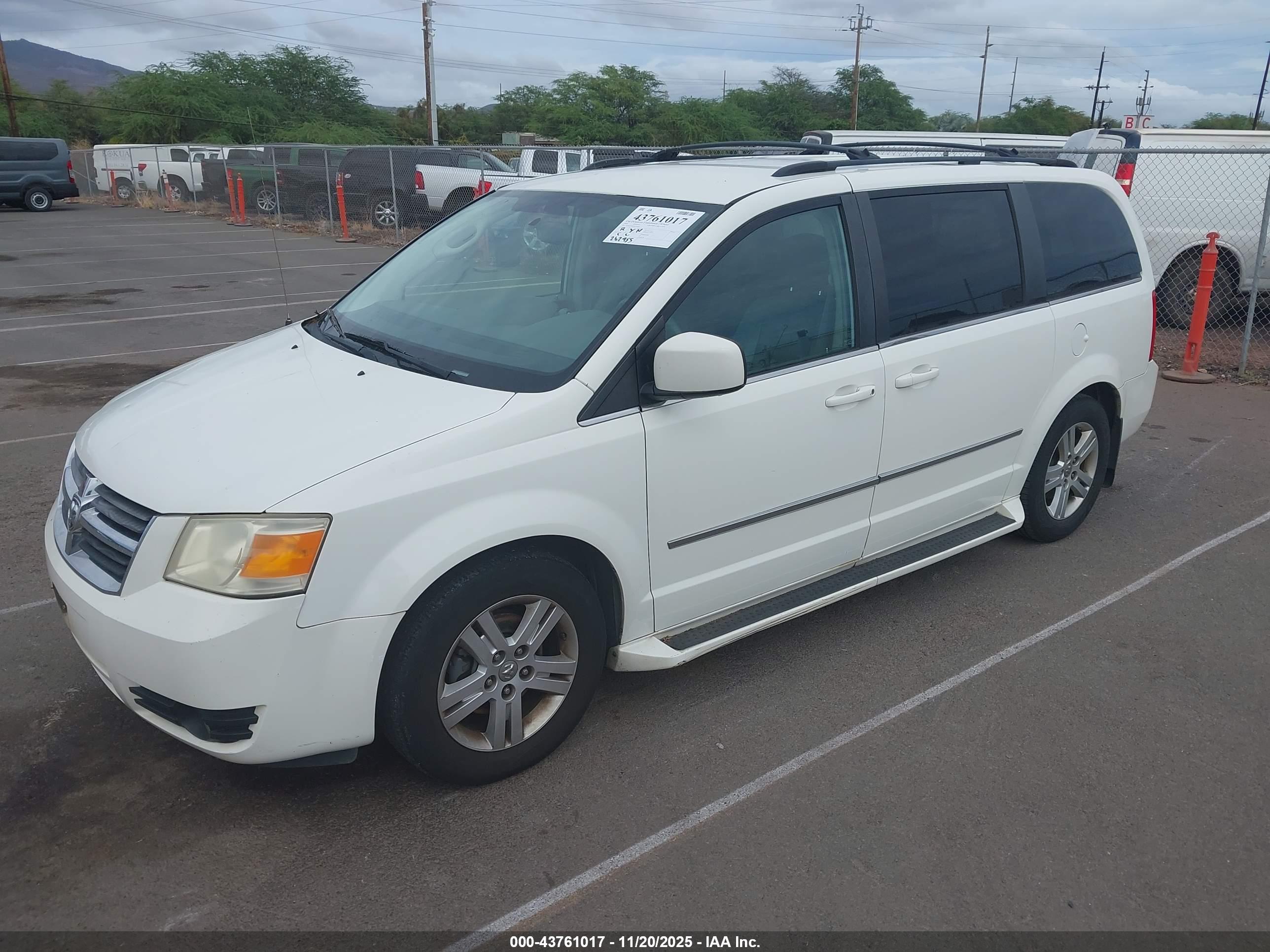 DODGE GRAND image 2