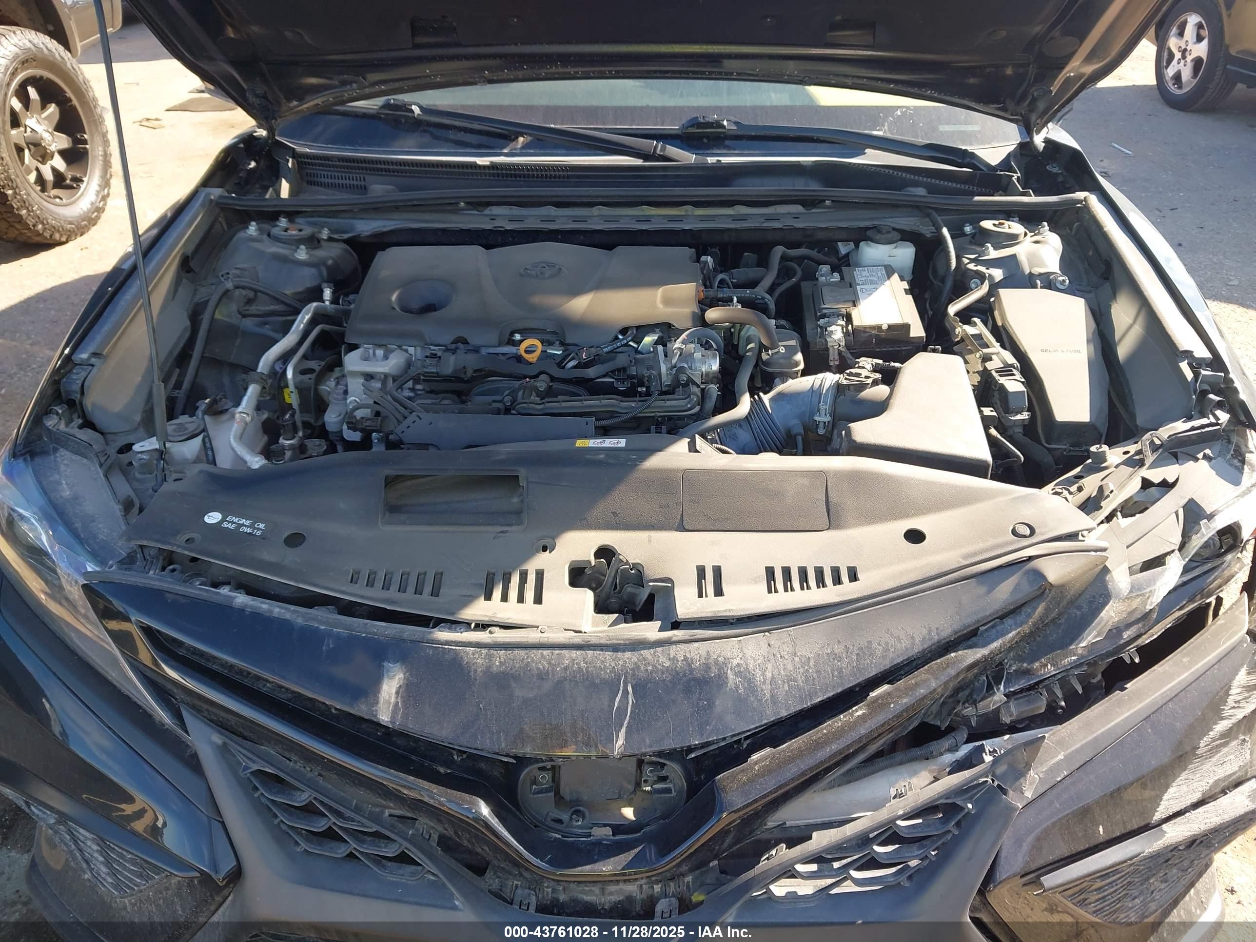 TOYOTA CAMRY image 10