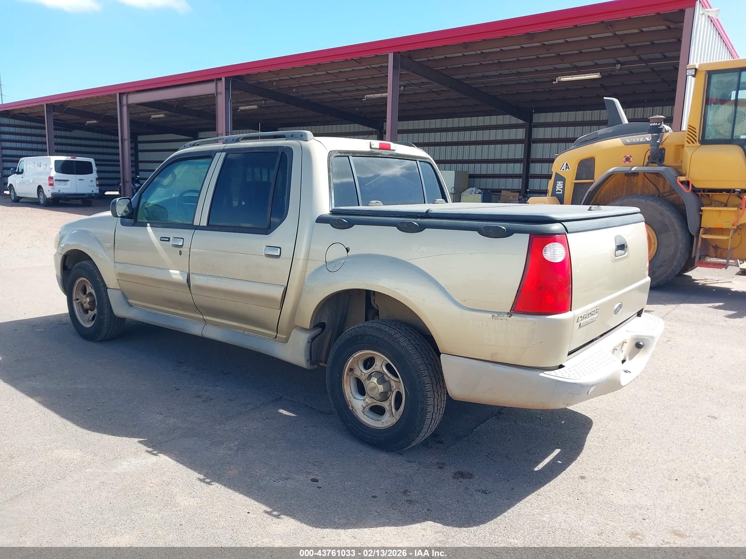 FORD EXPLORER image 3