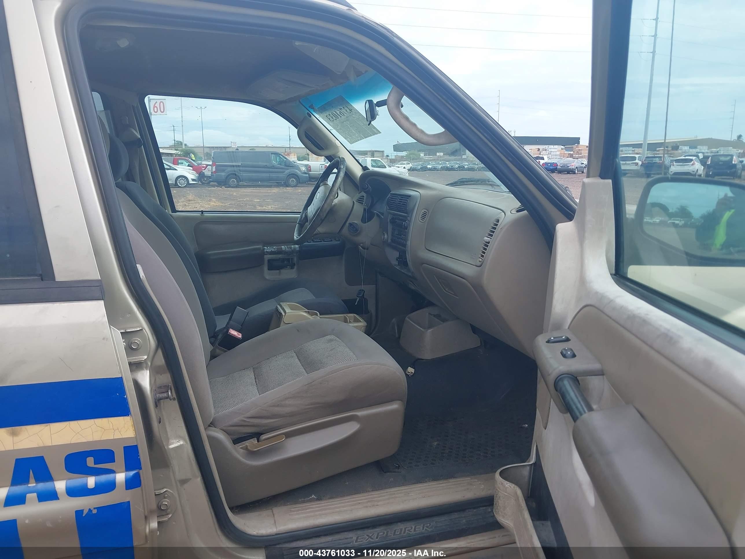 FORD EXPLORER image 5