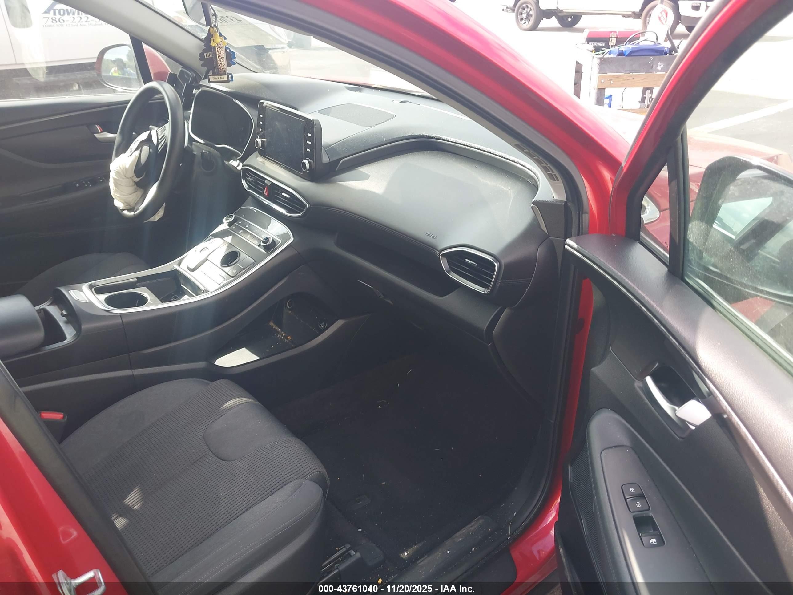 HYUNDAI SANTA image 5