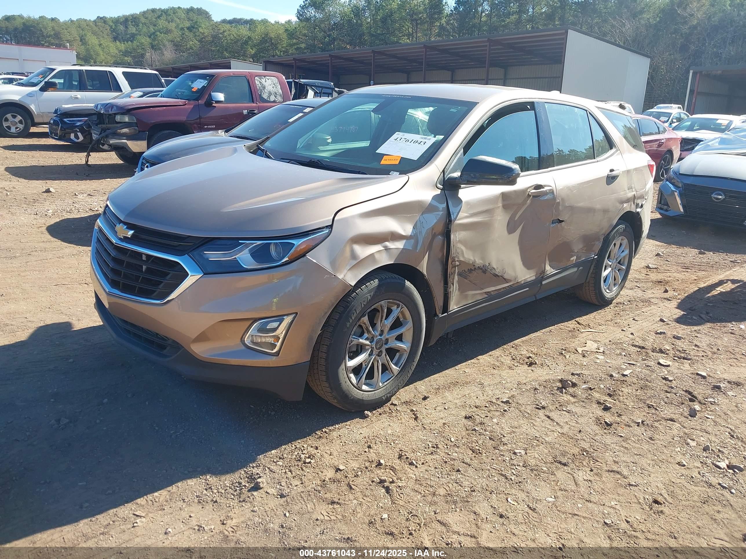 CHEVROLET EQUINOX image 2