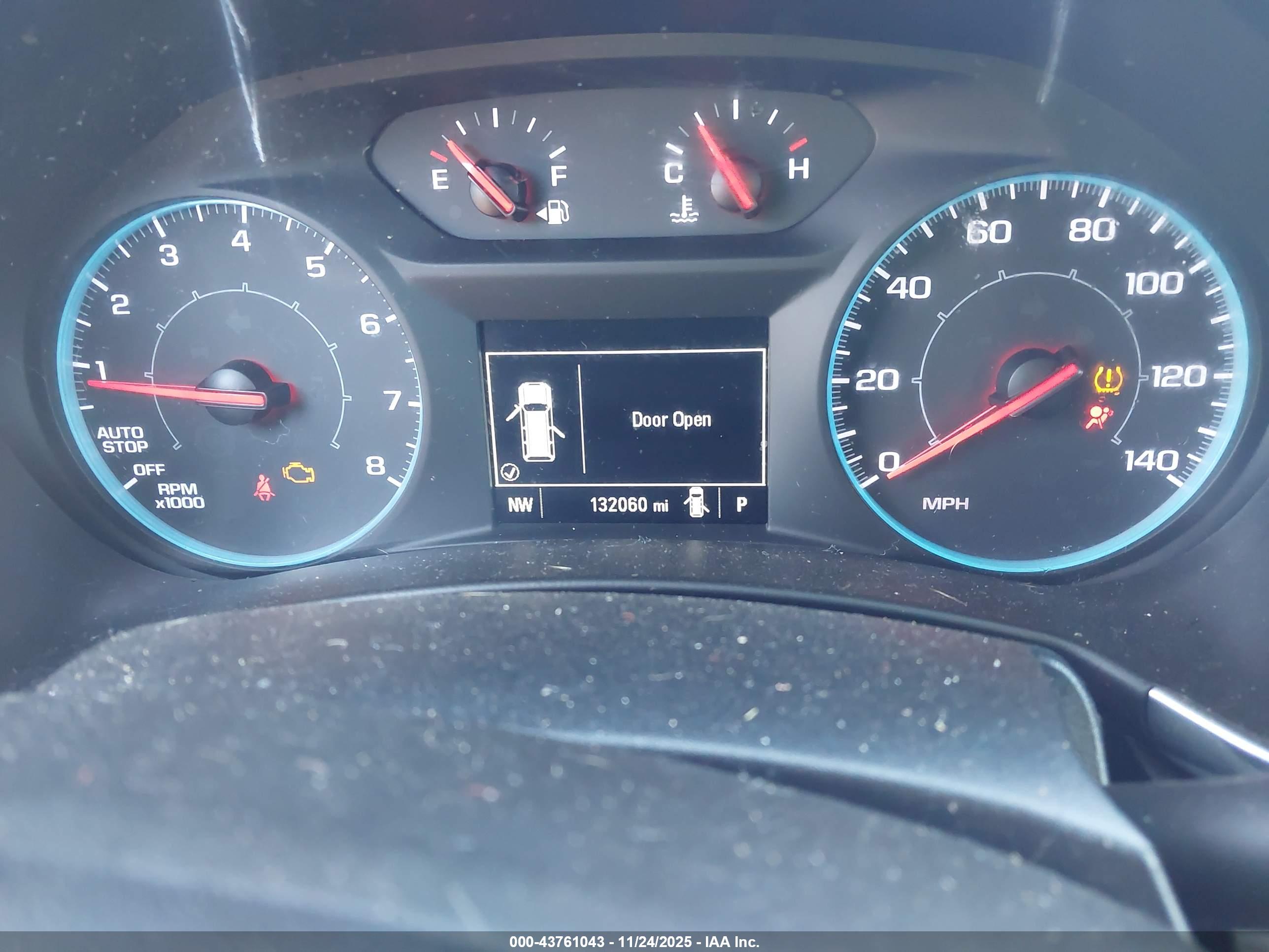CHEVROLET EQUINOX image 7