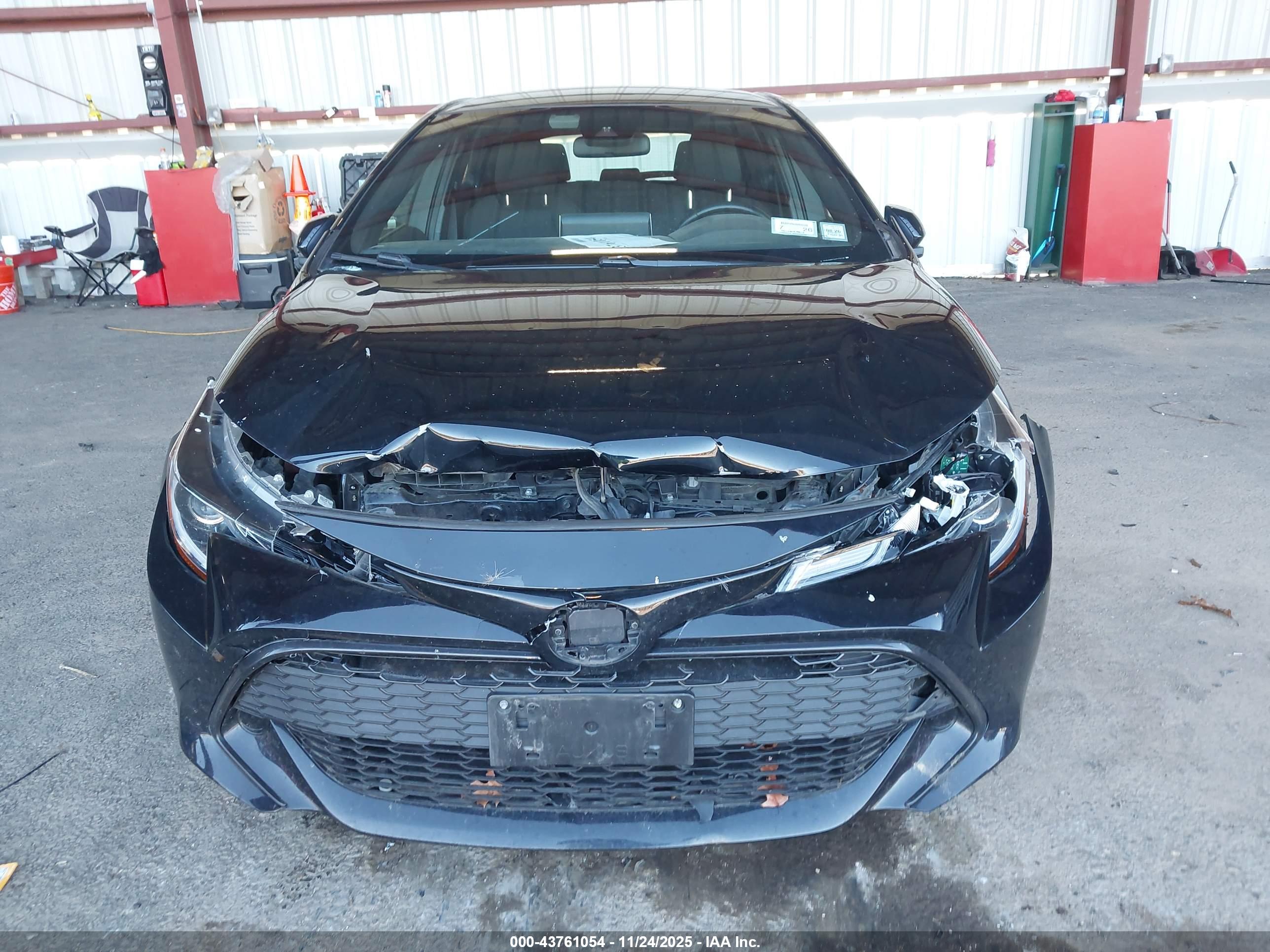 TOYOTA COROLLA image 6