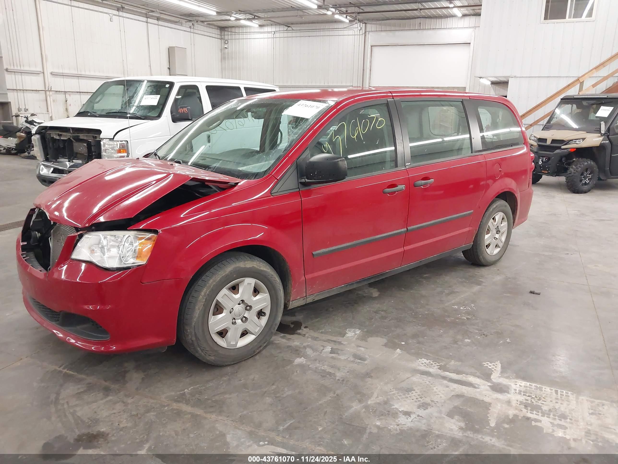 DODGE GRAND image 2