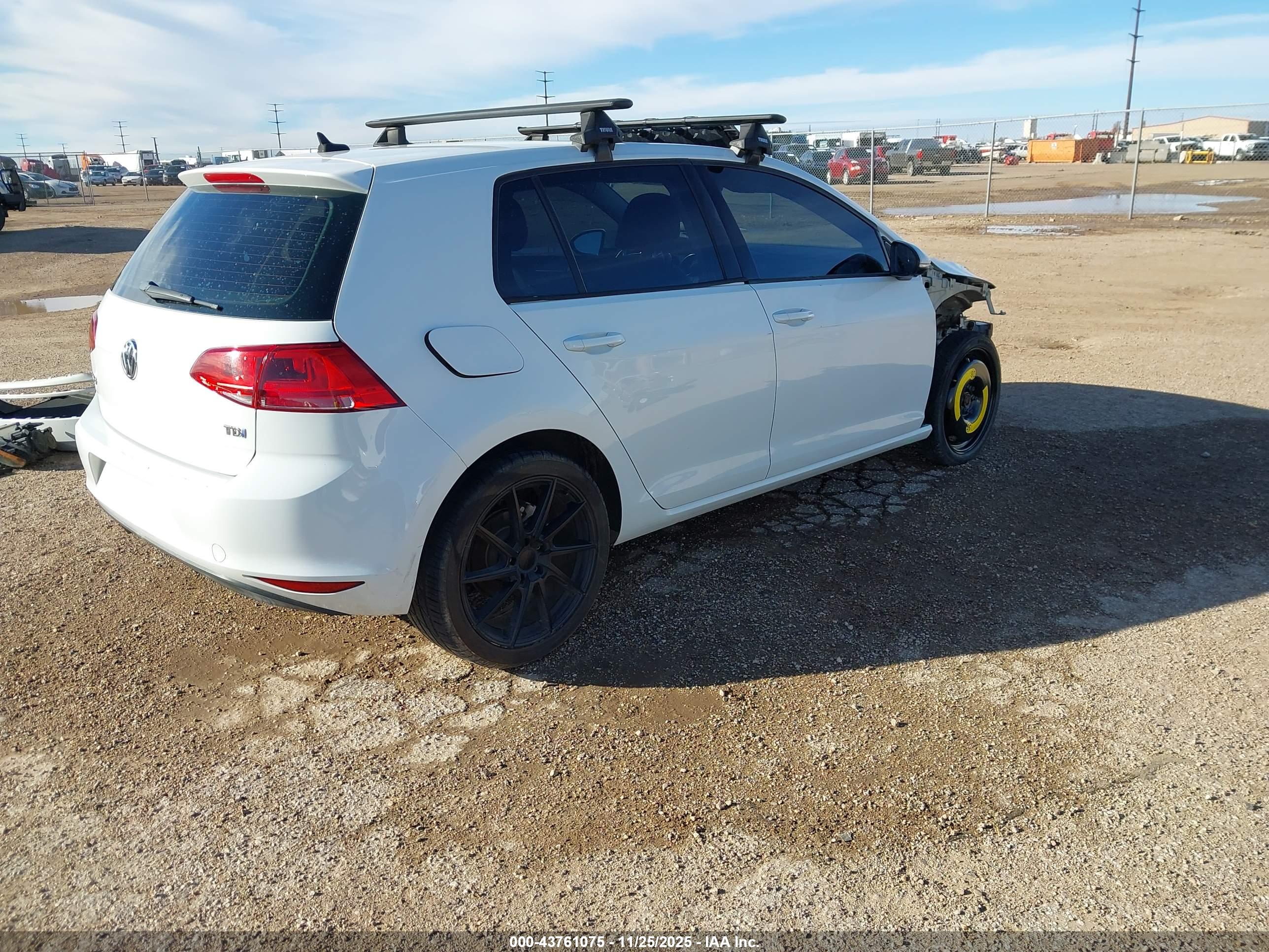 VOLKSWAGEN GOLF image 4