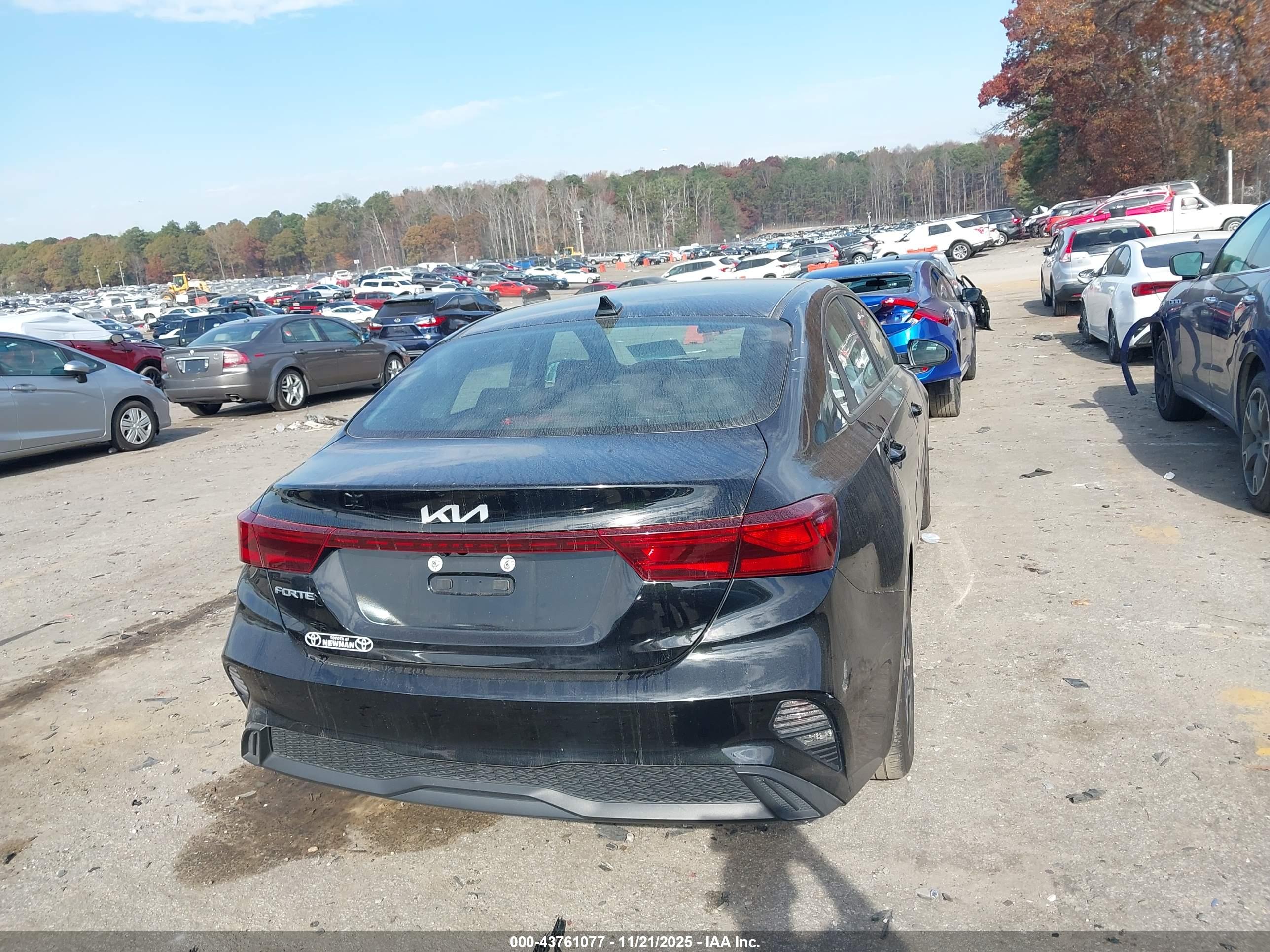KIA FORTE image 4