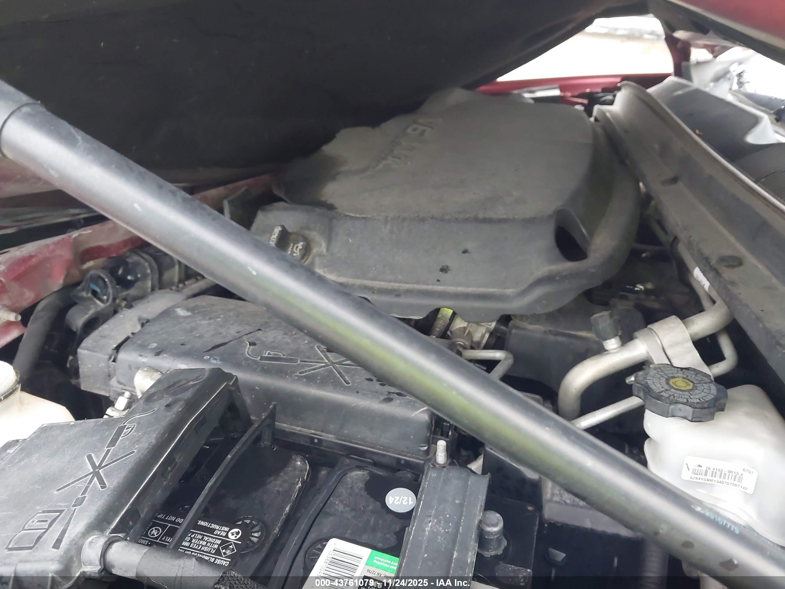 CHEVROLET COLORADO image 10