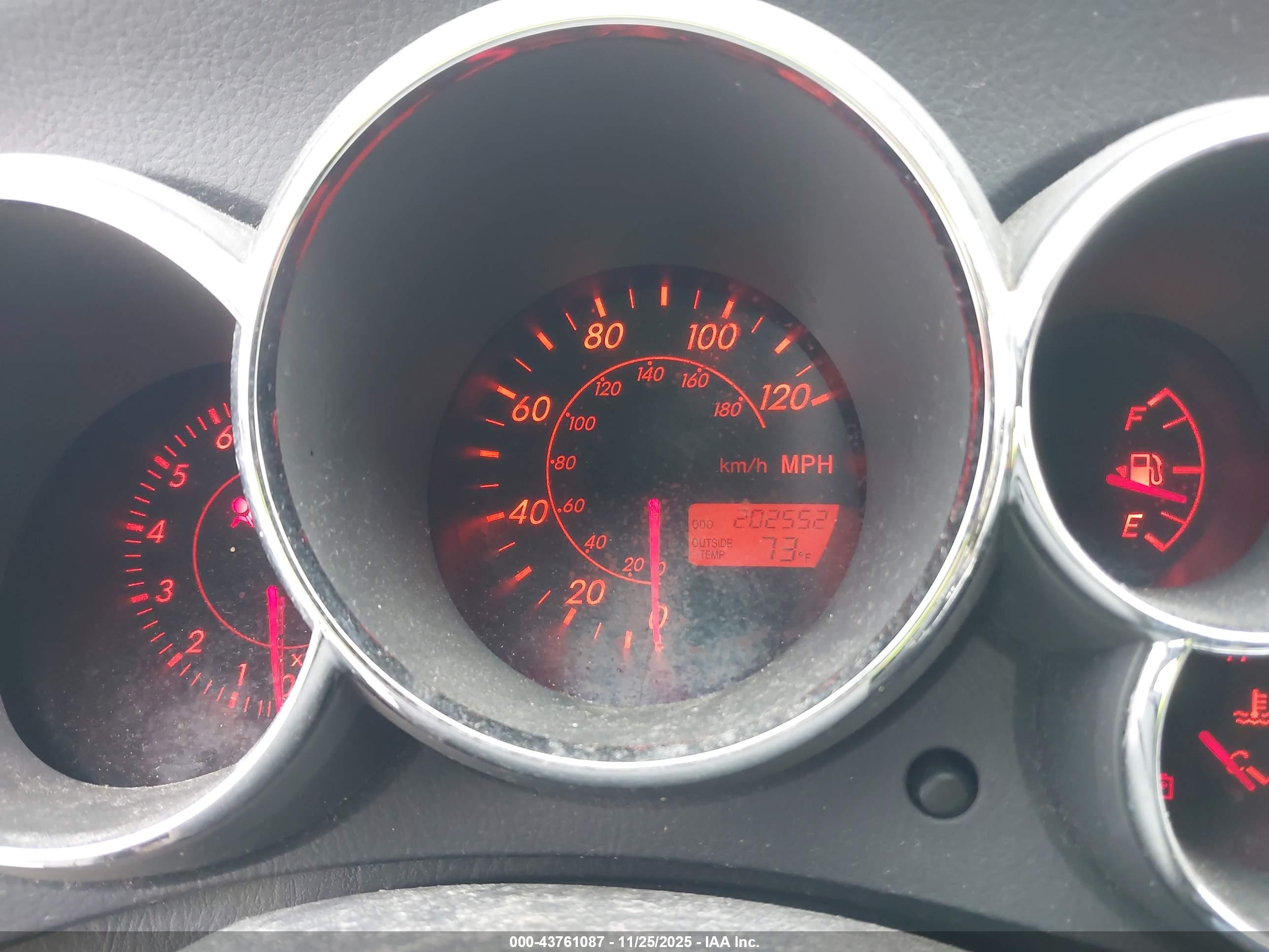 TOYOTA MATRIX image 7
