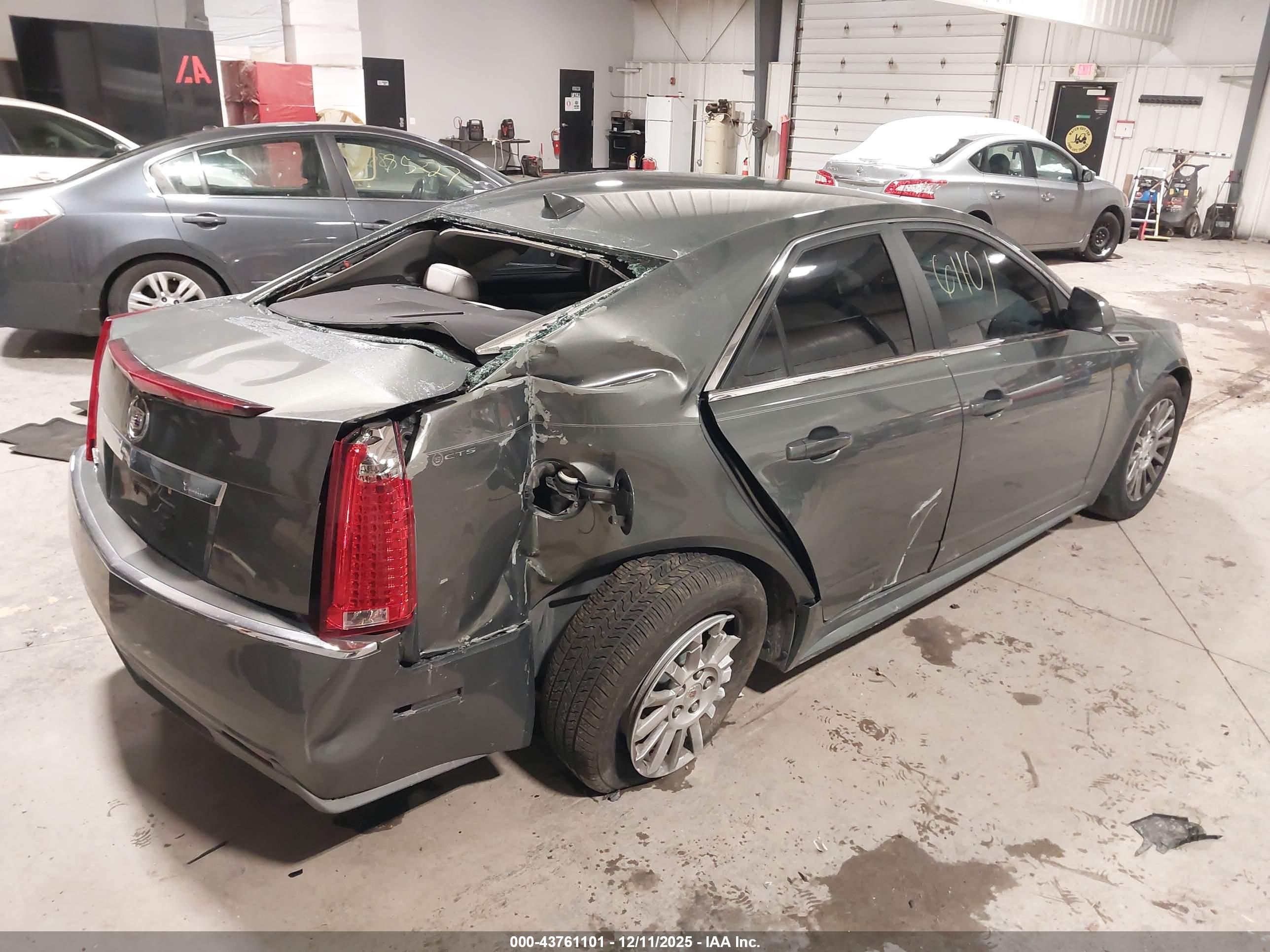 CADILLAC CTS image 4