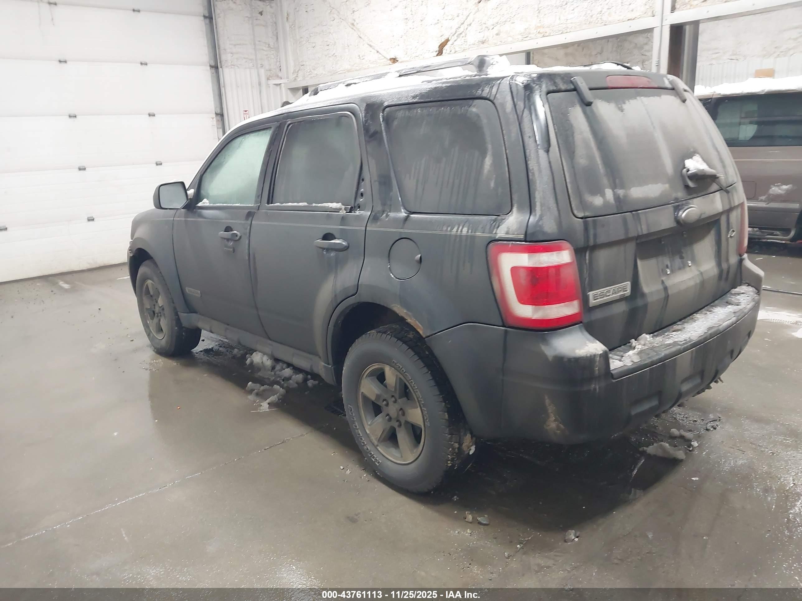 FORD ESCAPE image 3