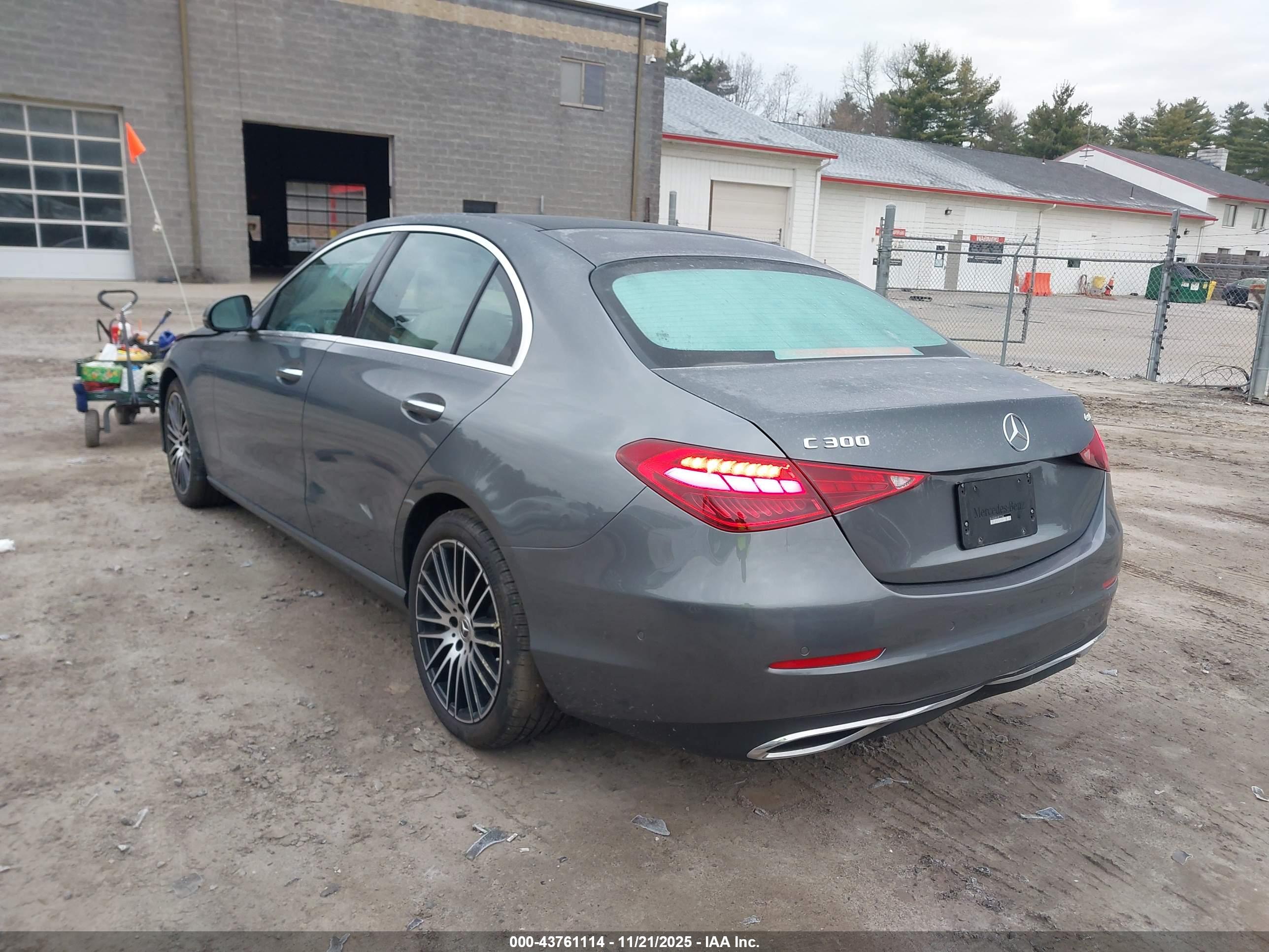 MERCEDES-BENZ C image 3