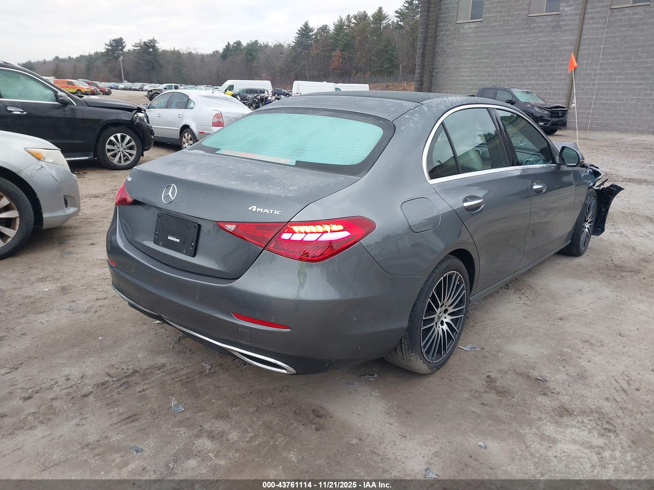 MERCEDES-BENZ C image 4
