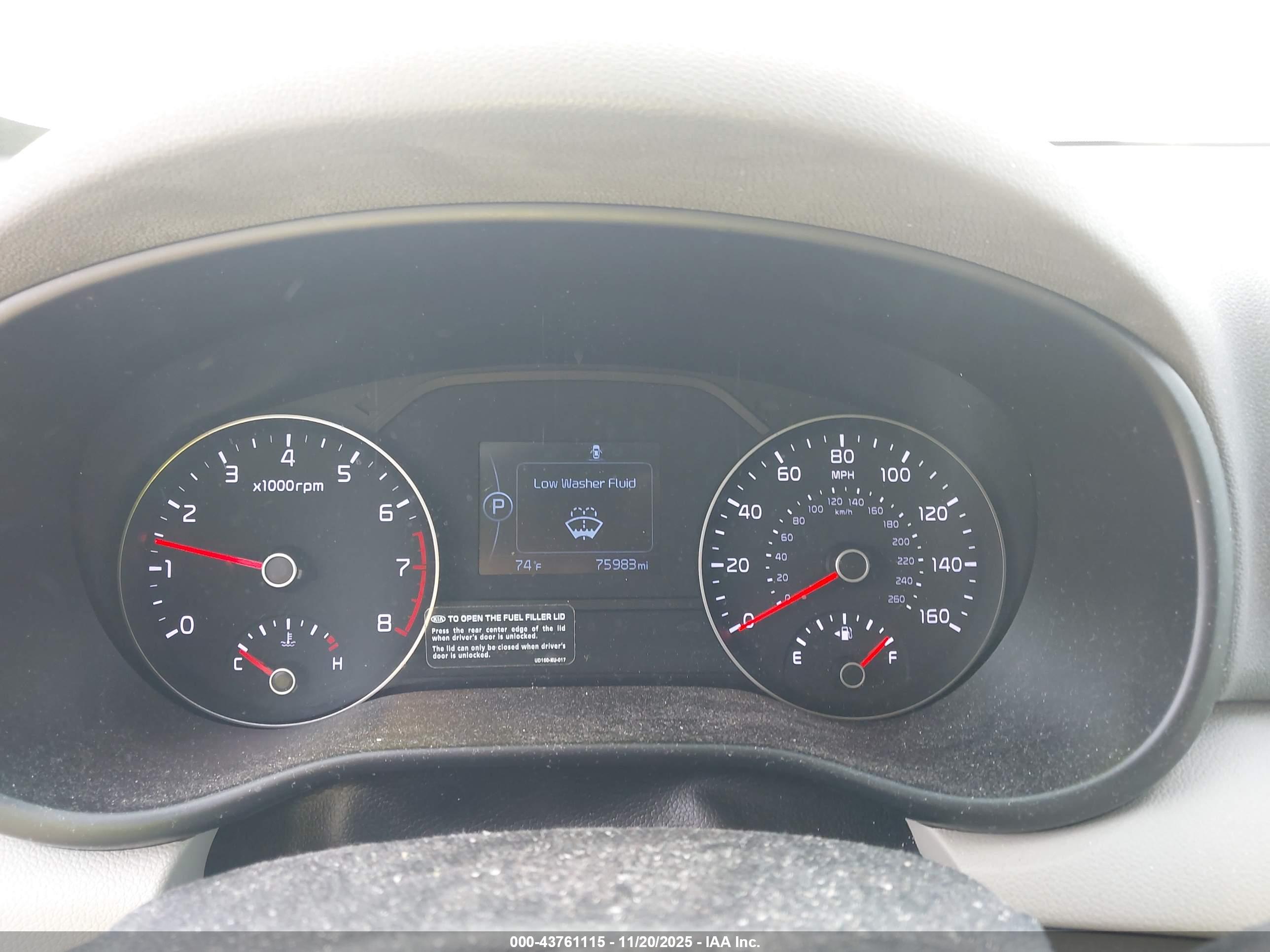KIA SPORTAGE image 7