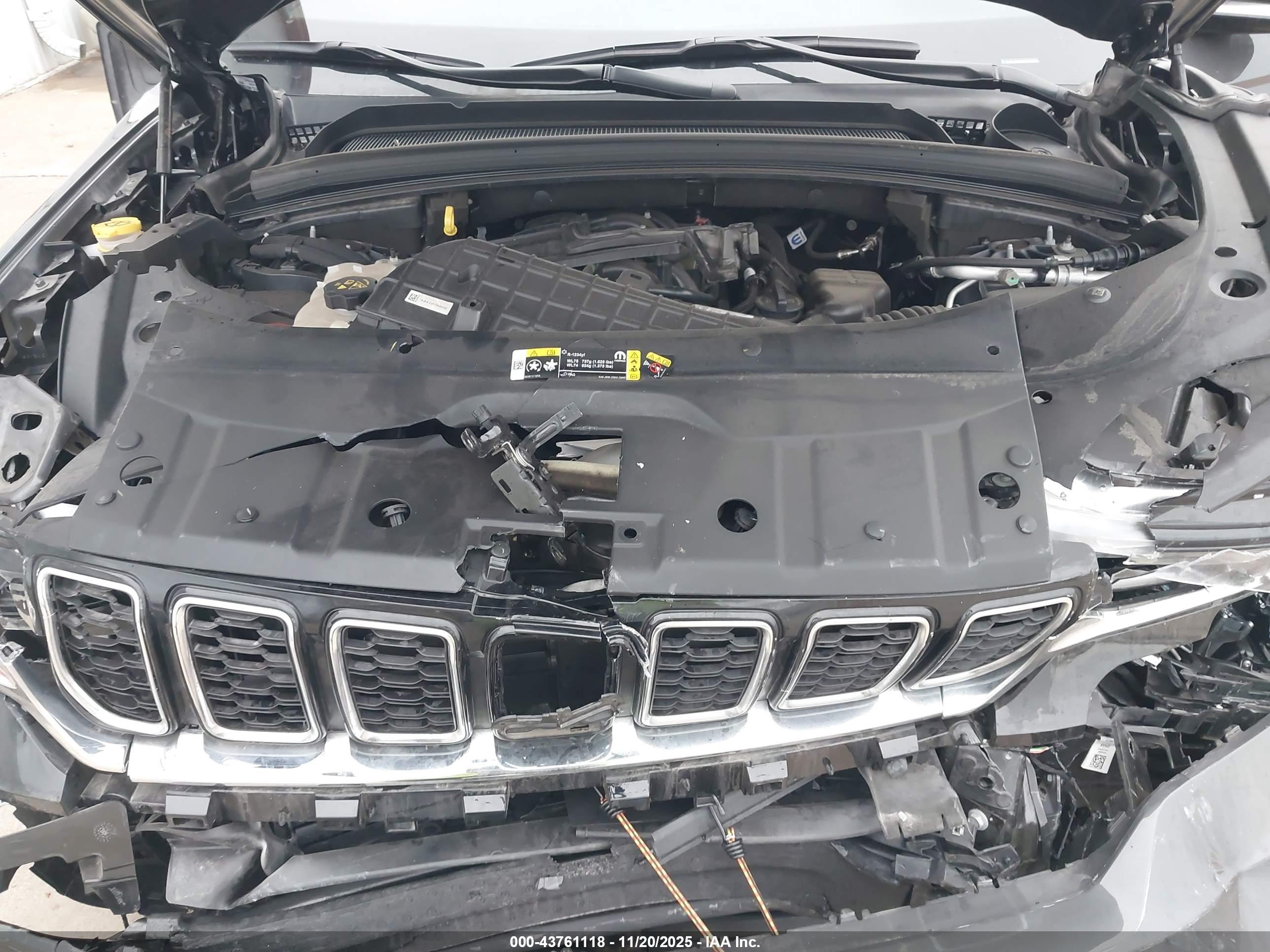 JEEP GRAND image 10