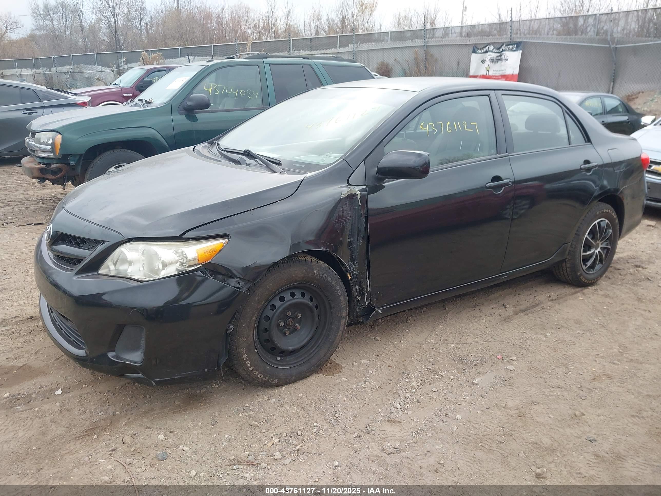 TOYOTA COROLLA image 2