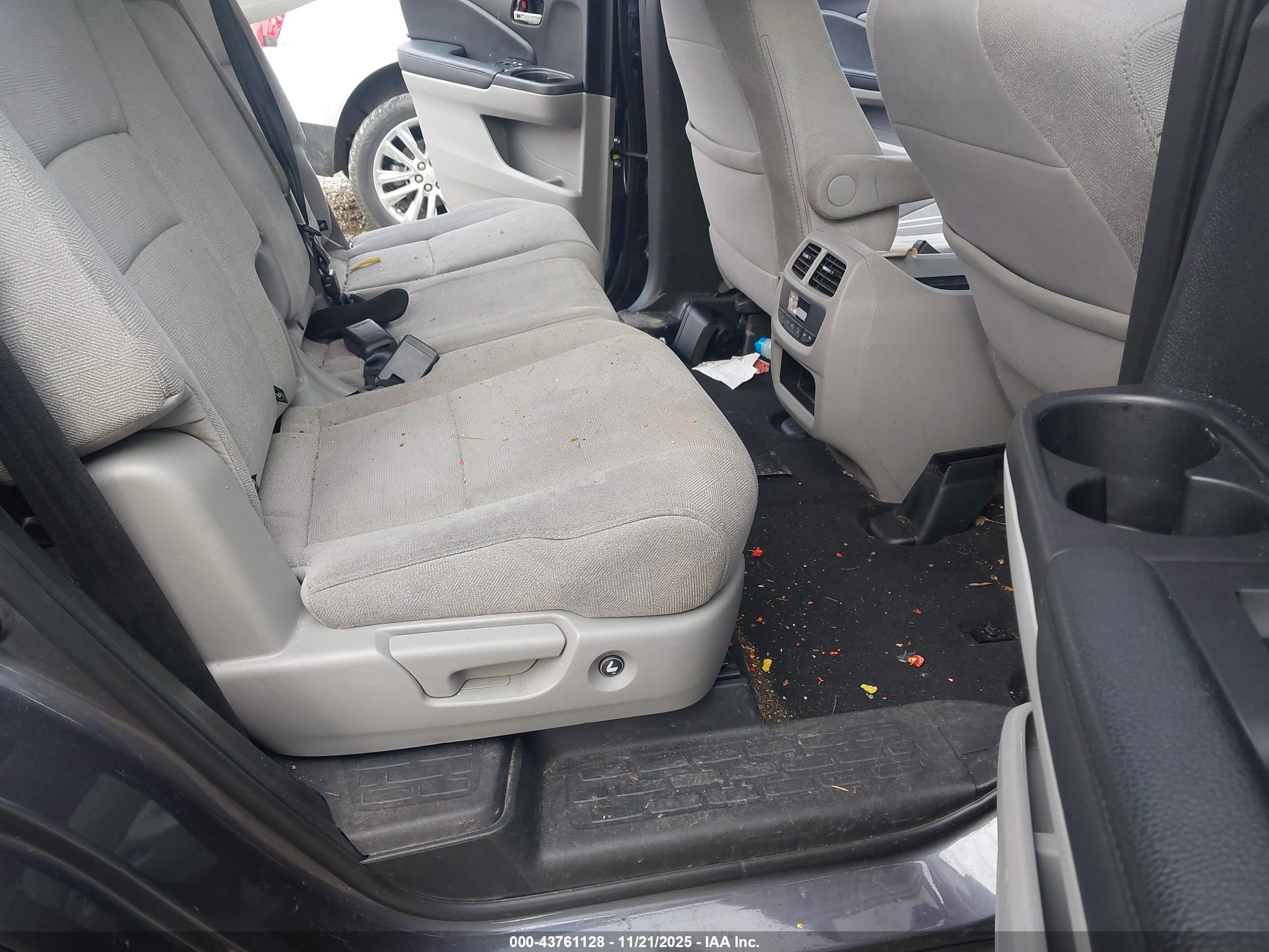 HONDA PILOT image 8