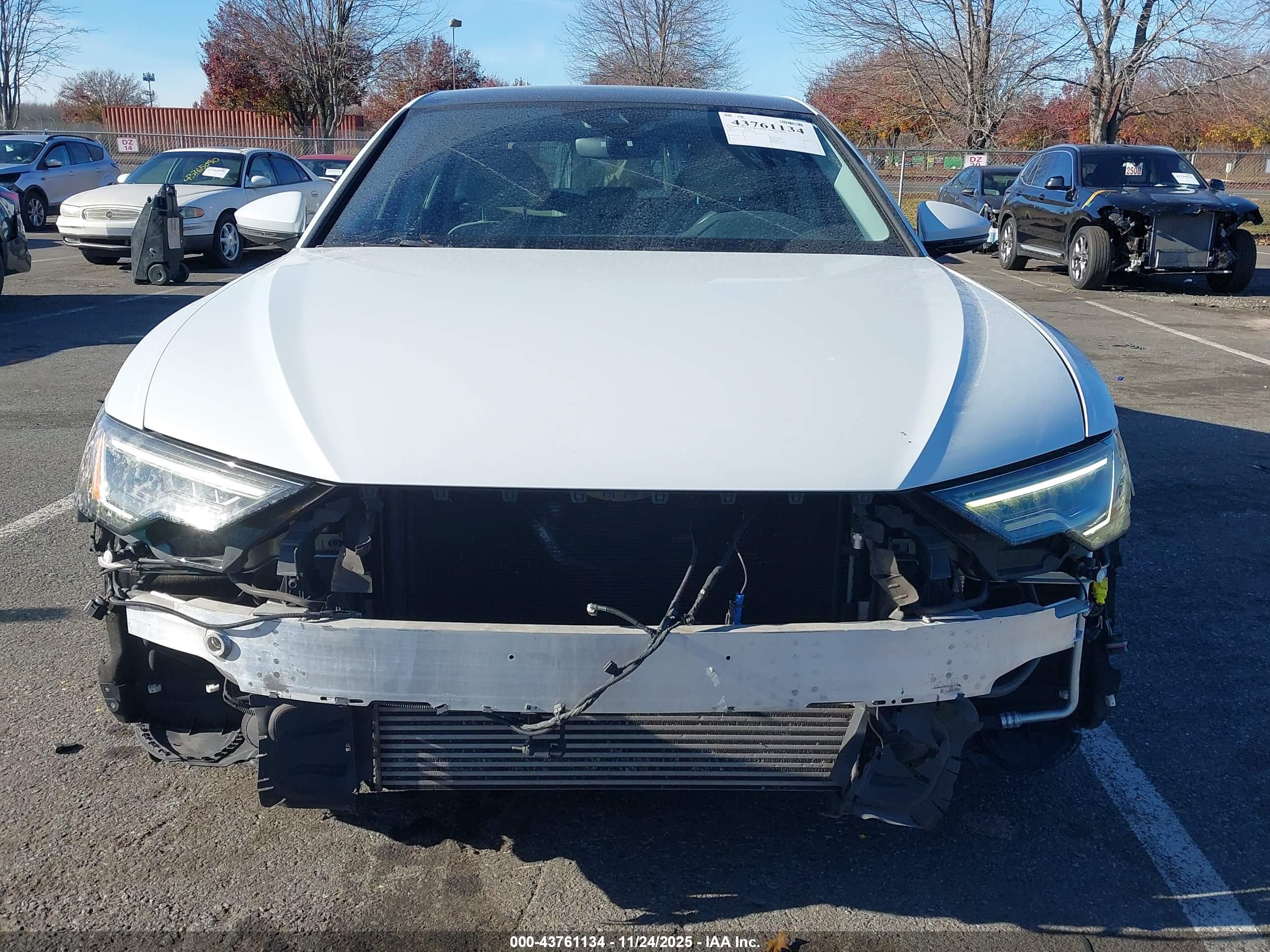 AUDI A6 image 6